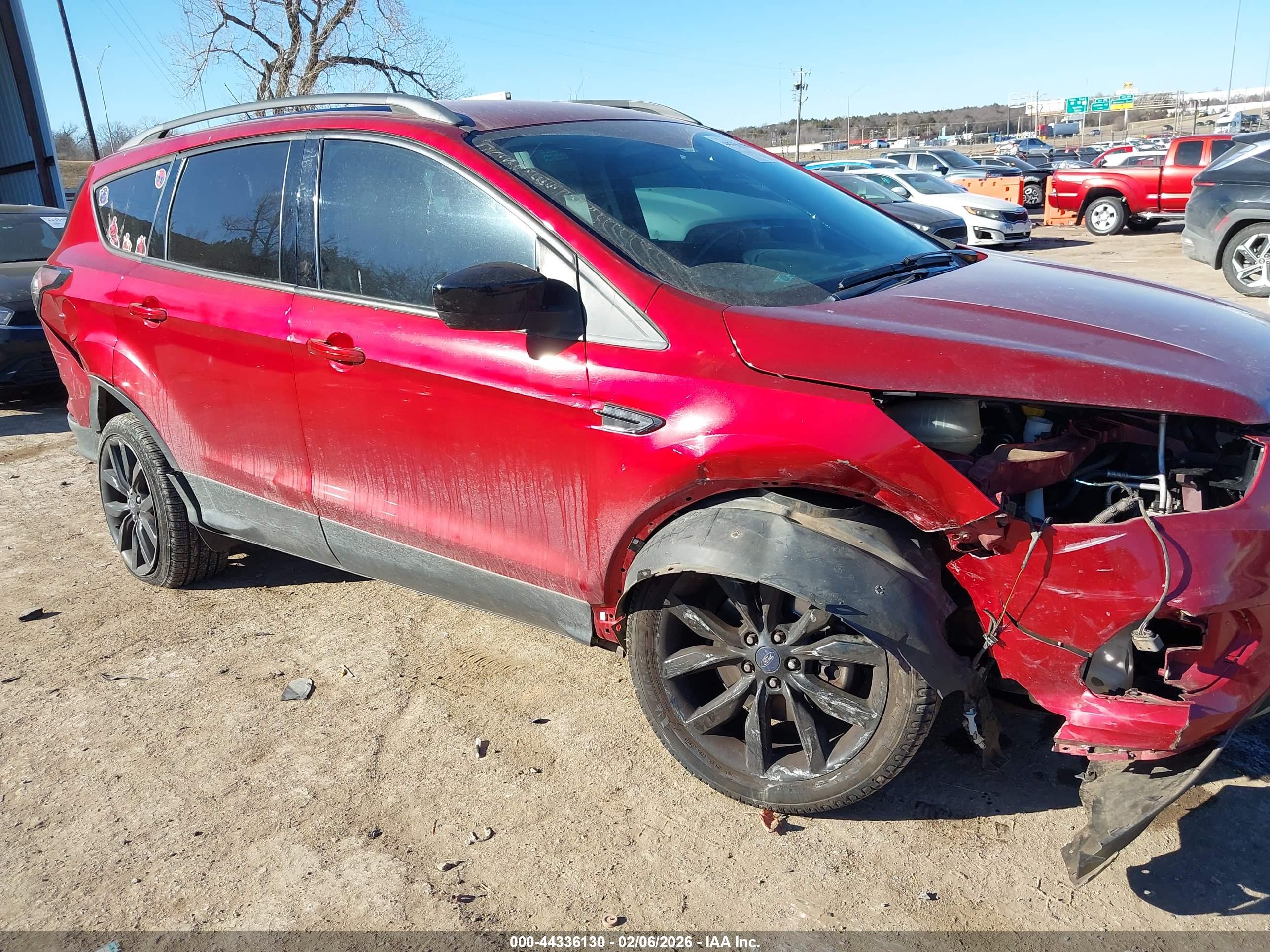 FORD ESCAPE image 6