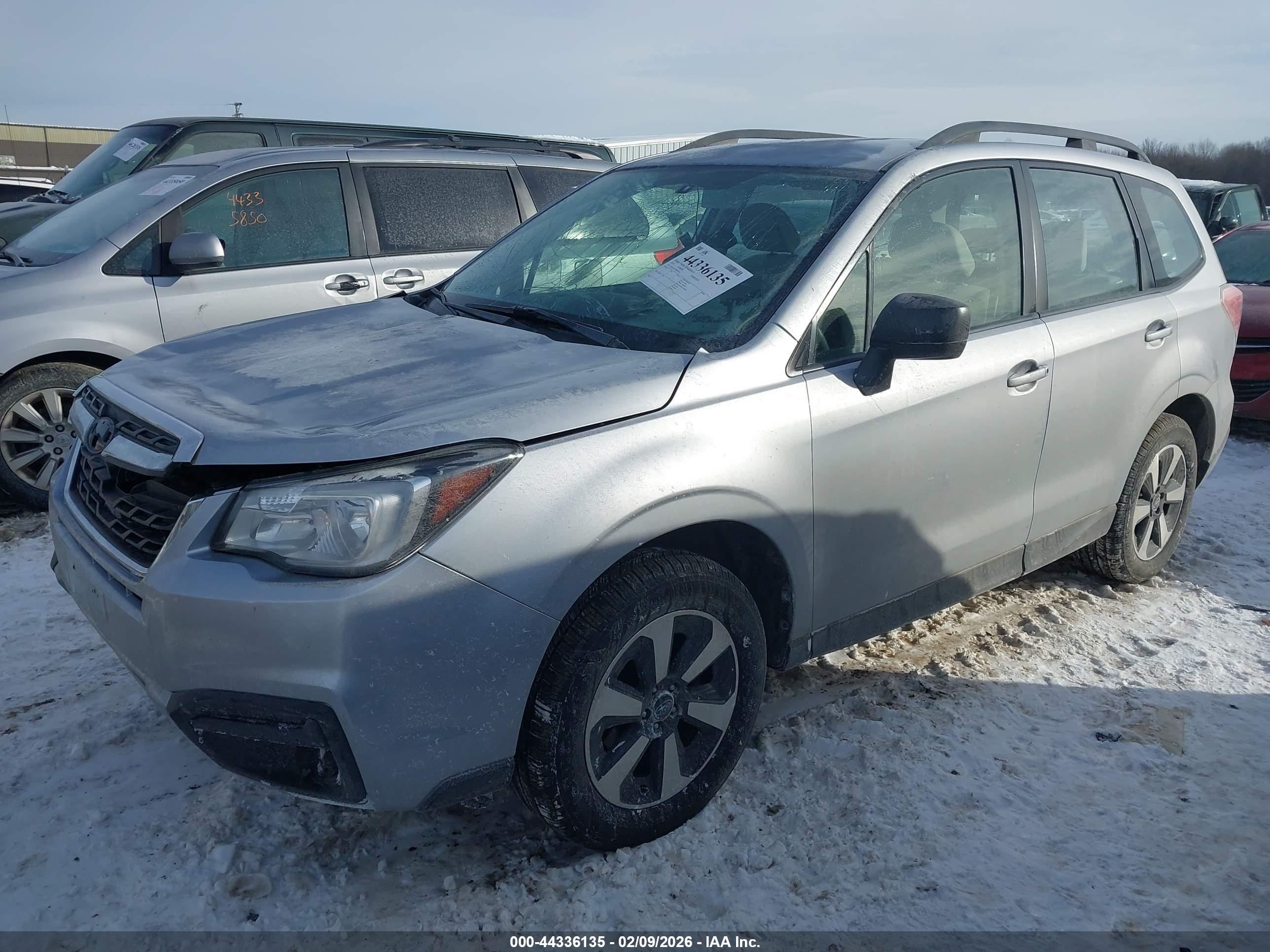 SUBARU FORESTER image 2