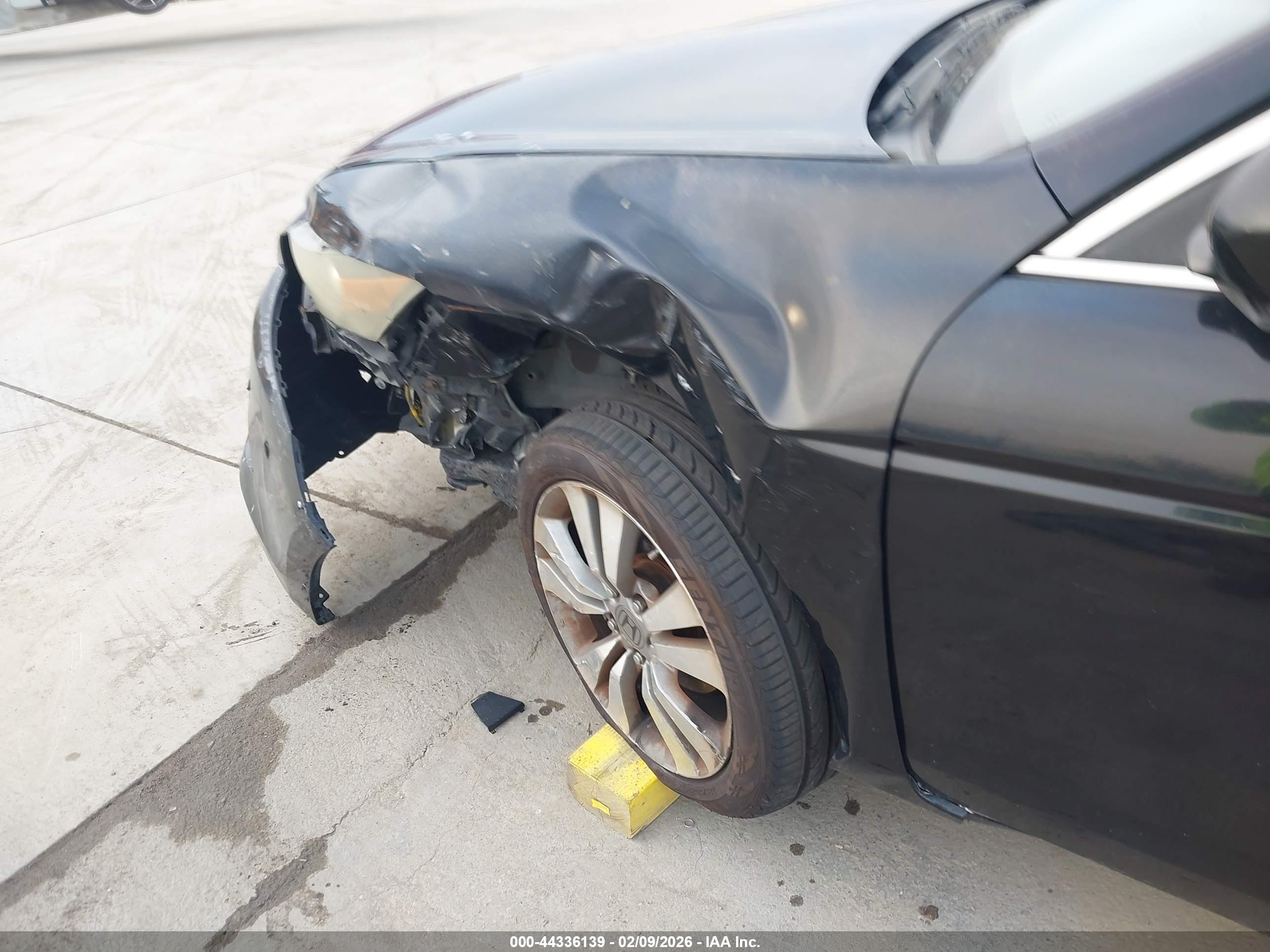 HONDA ACCORD image 6