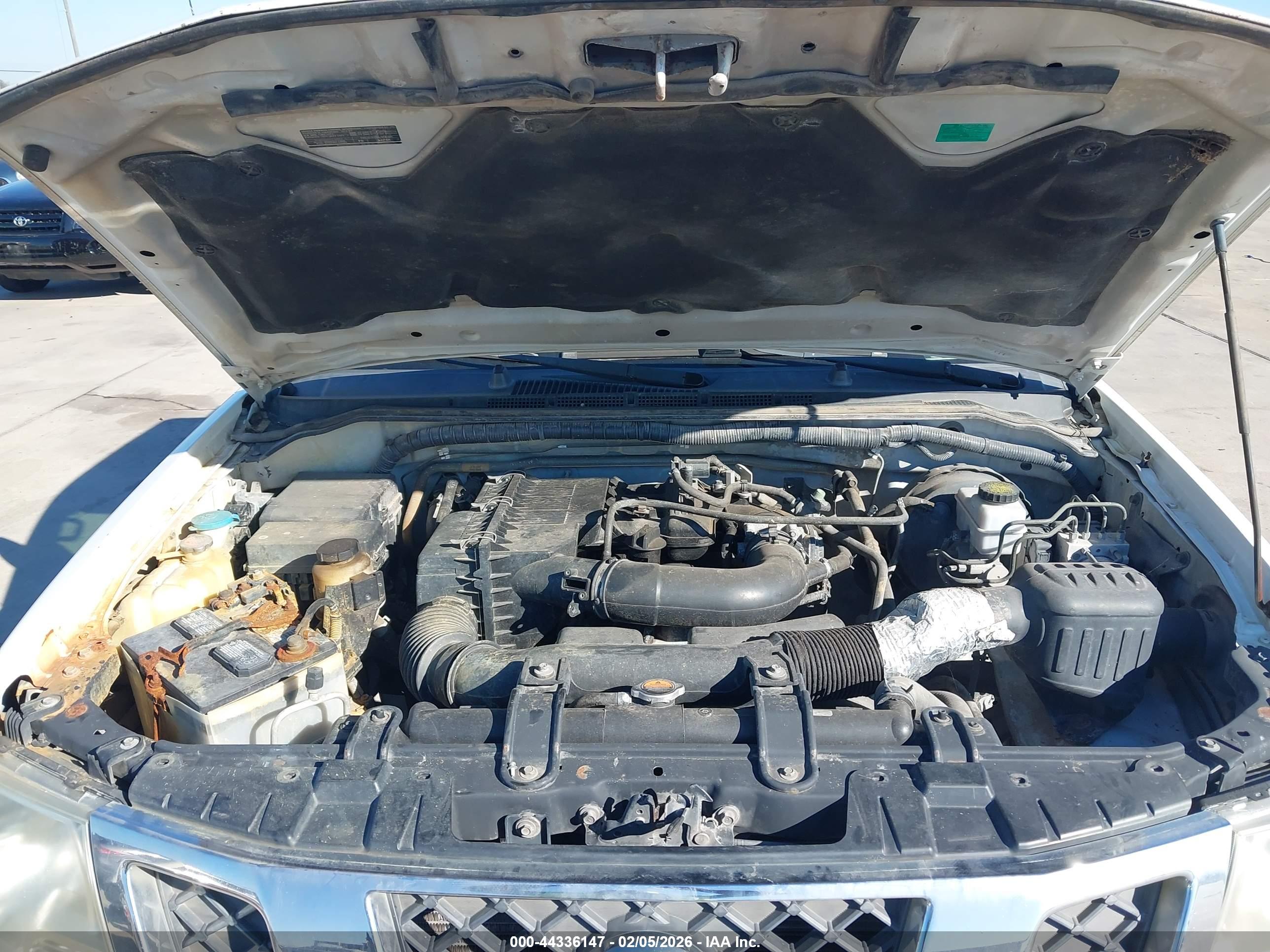 NISSAN FRONTIER image 10