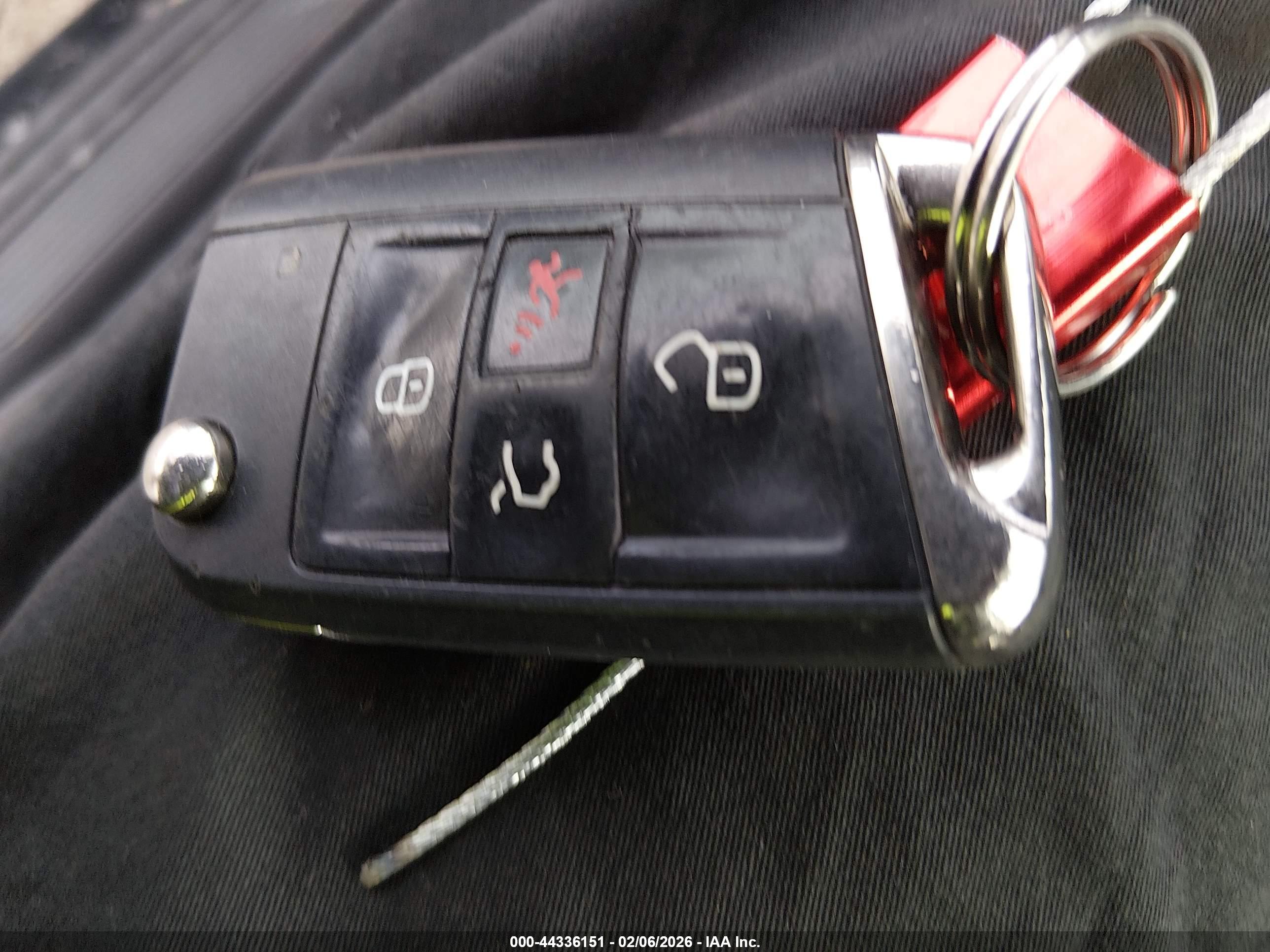 VOLKSWAGEN GOLF image 11