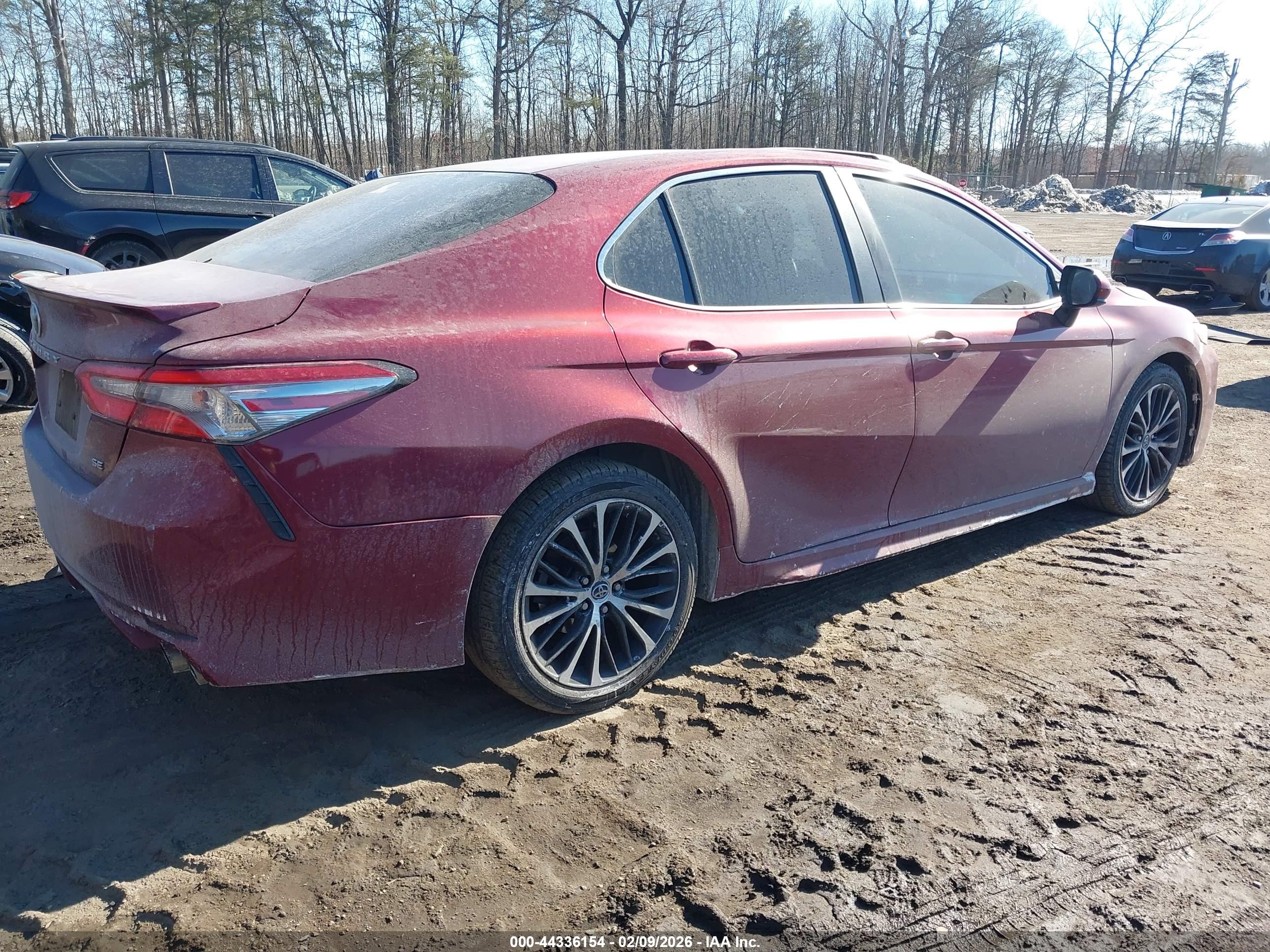 TOYOTA CAMRY image 4