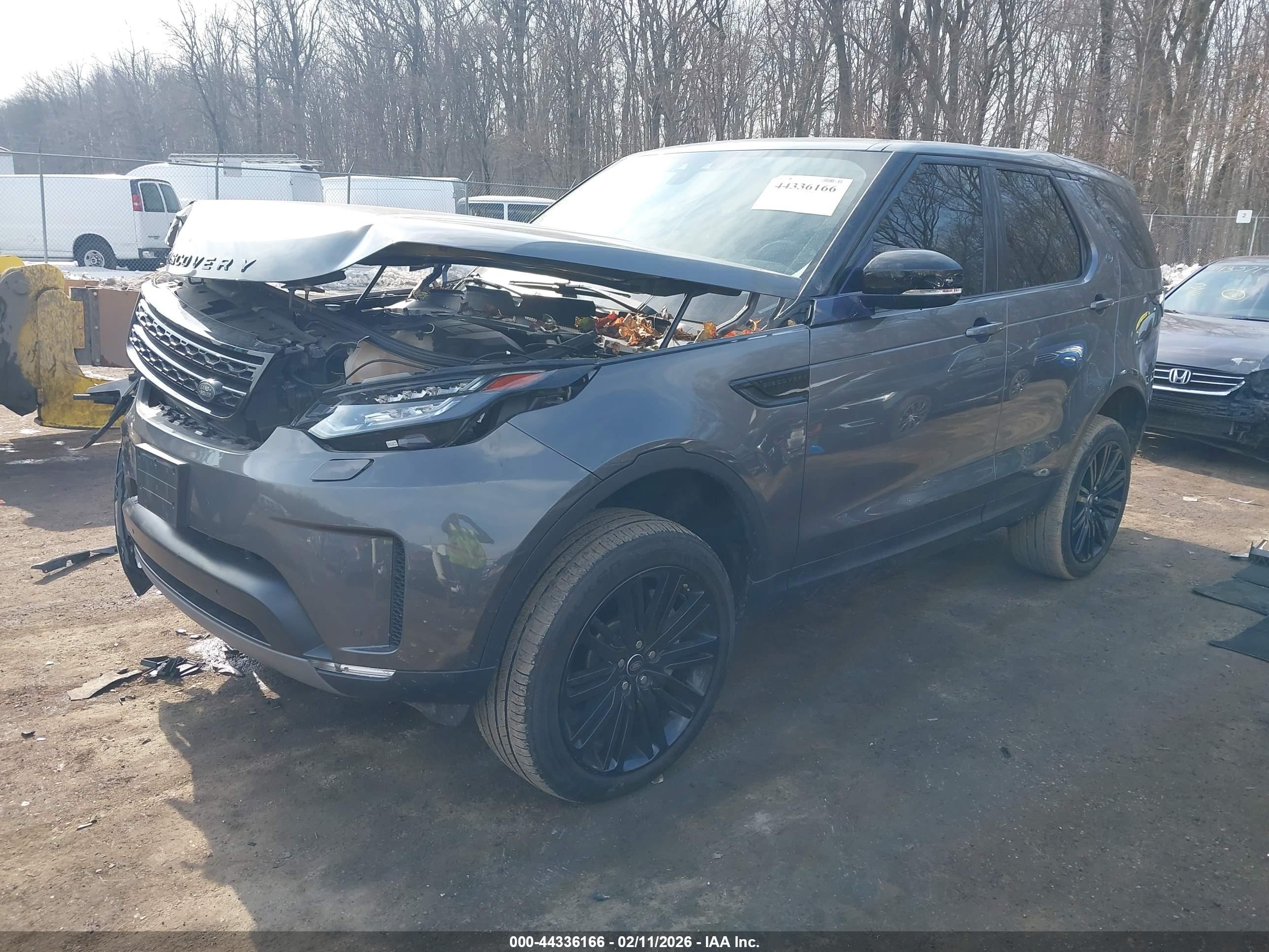 LAND ROVER image 2