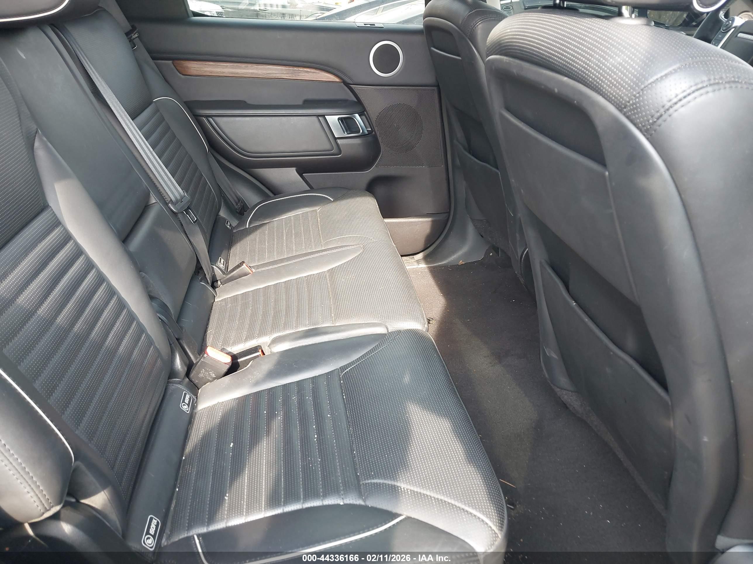 LAND ROVER image 8