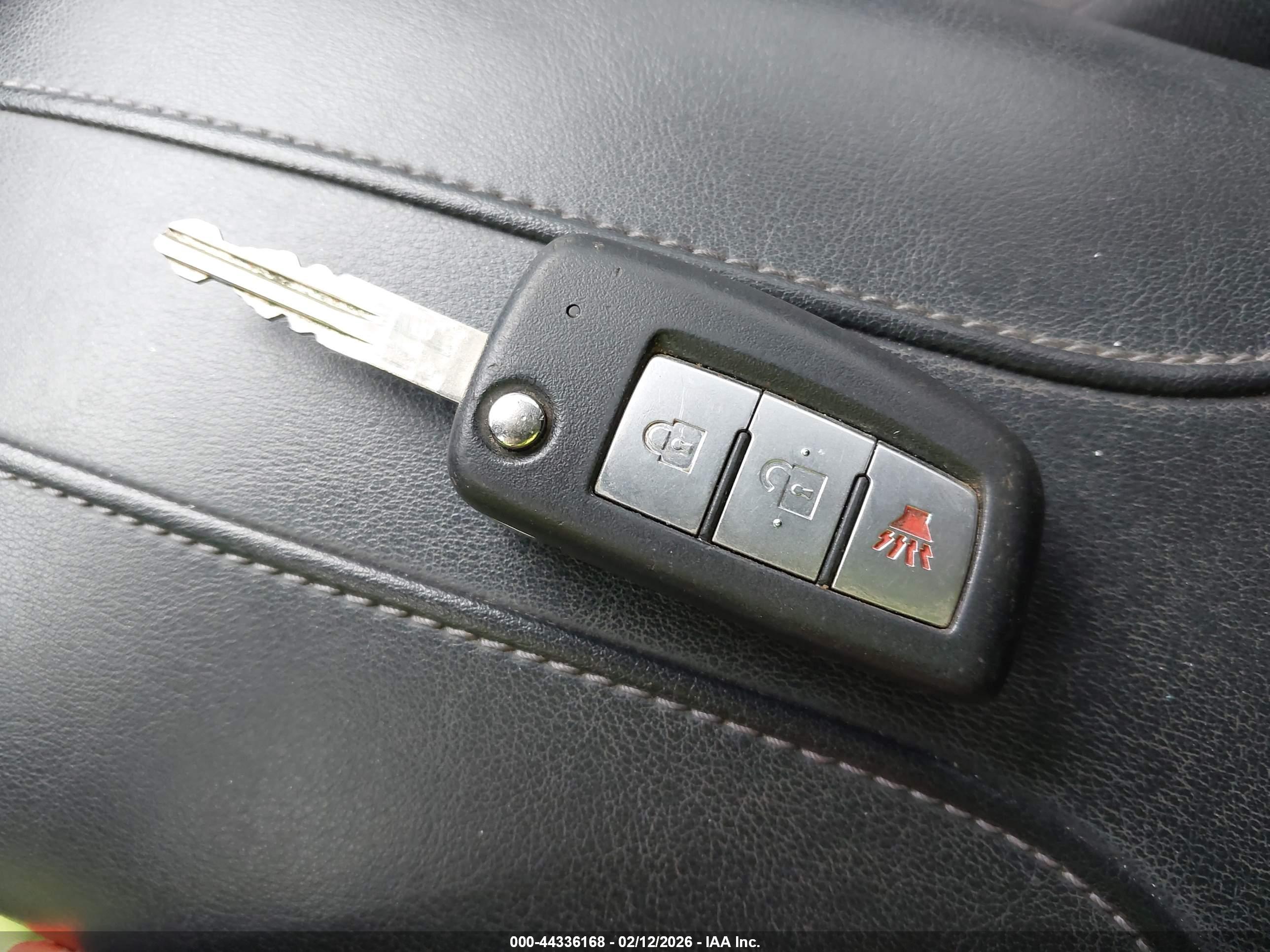 NISSAN ROGUE image 11