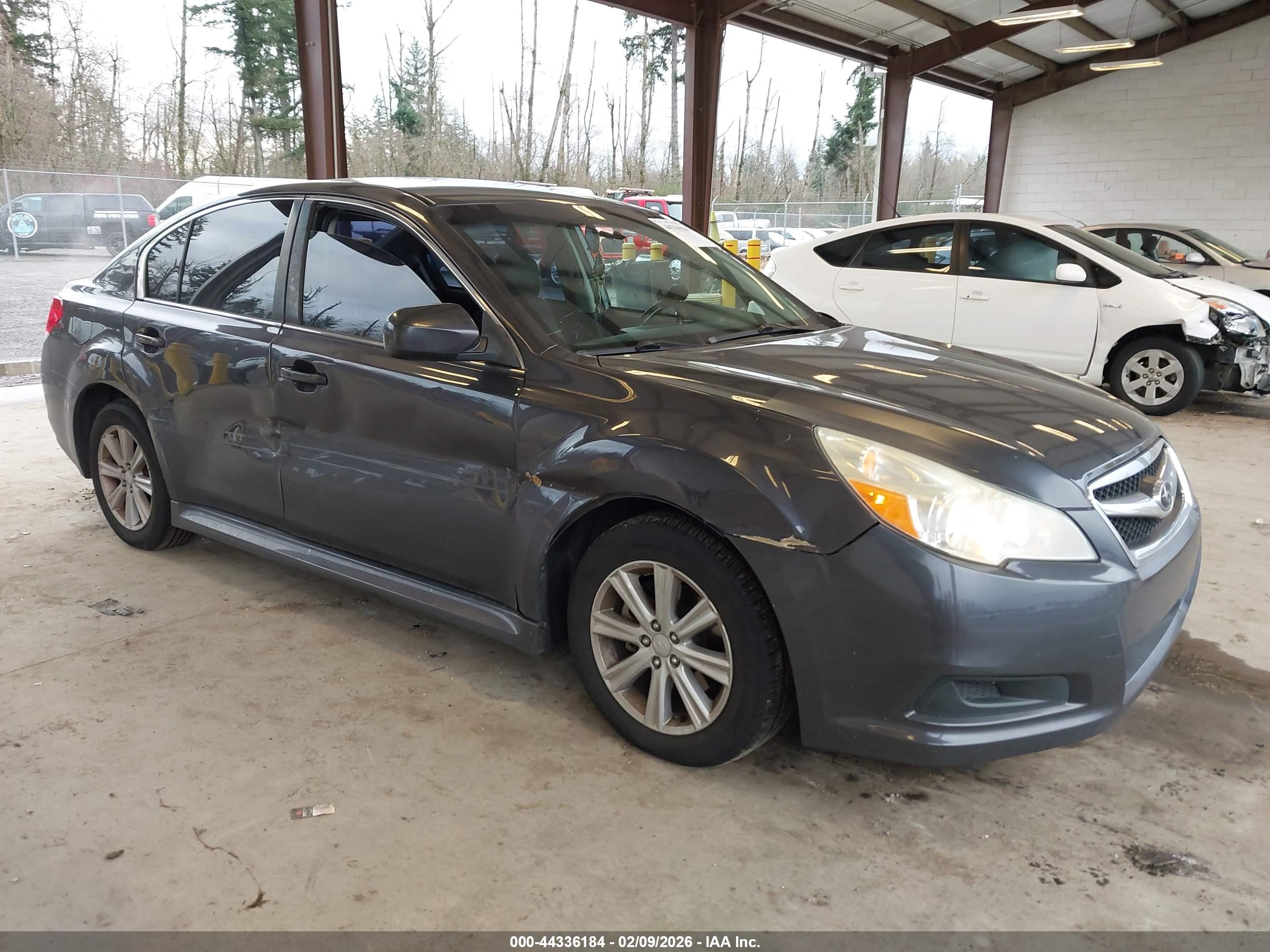 SUBARU LEGACY image 6