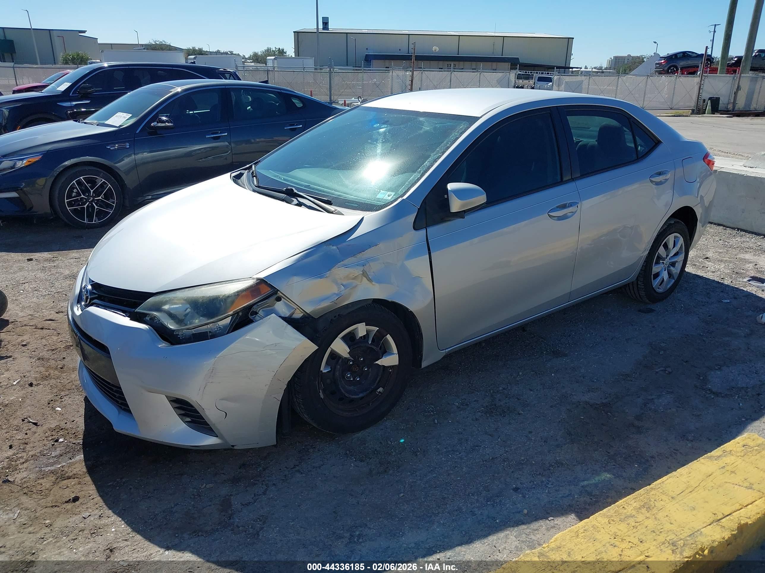 TOYOTA COROLLA image 2