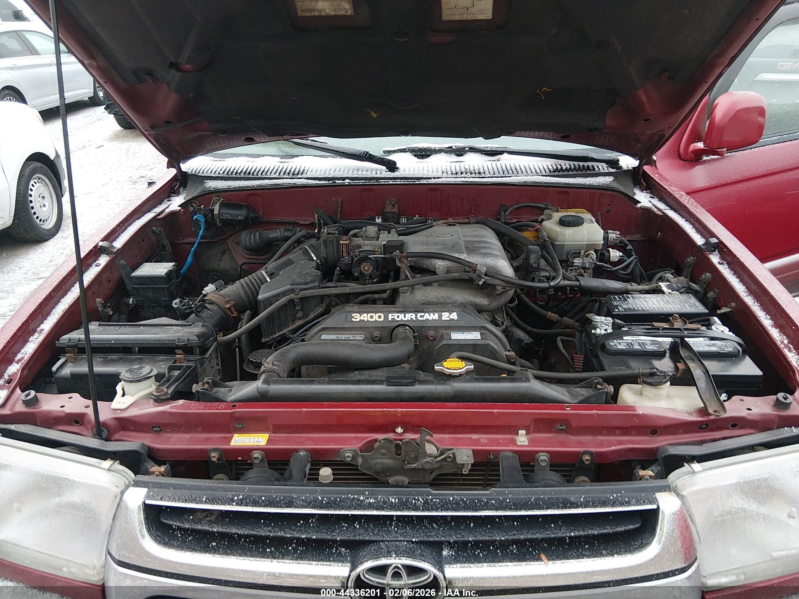 TOYOTA 4RUNNER image 10