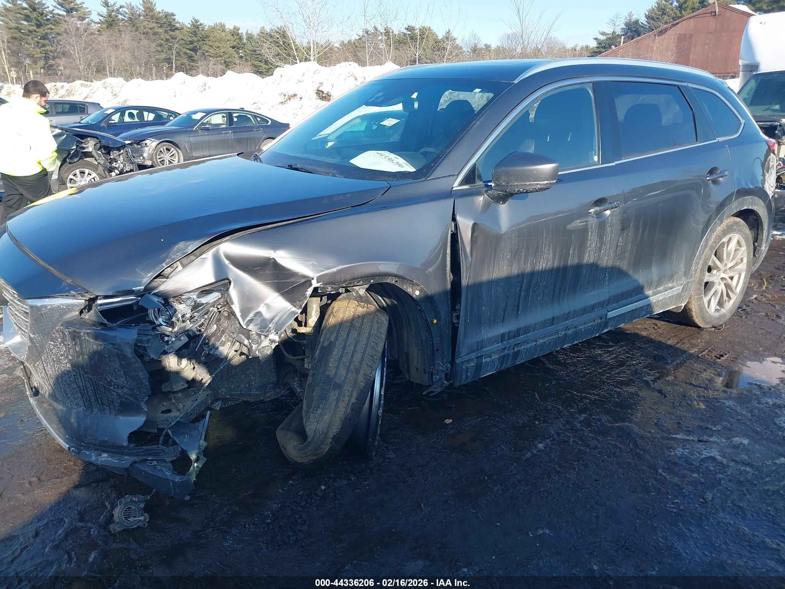 MAZDA CX-9 image 2