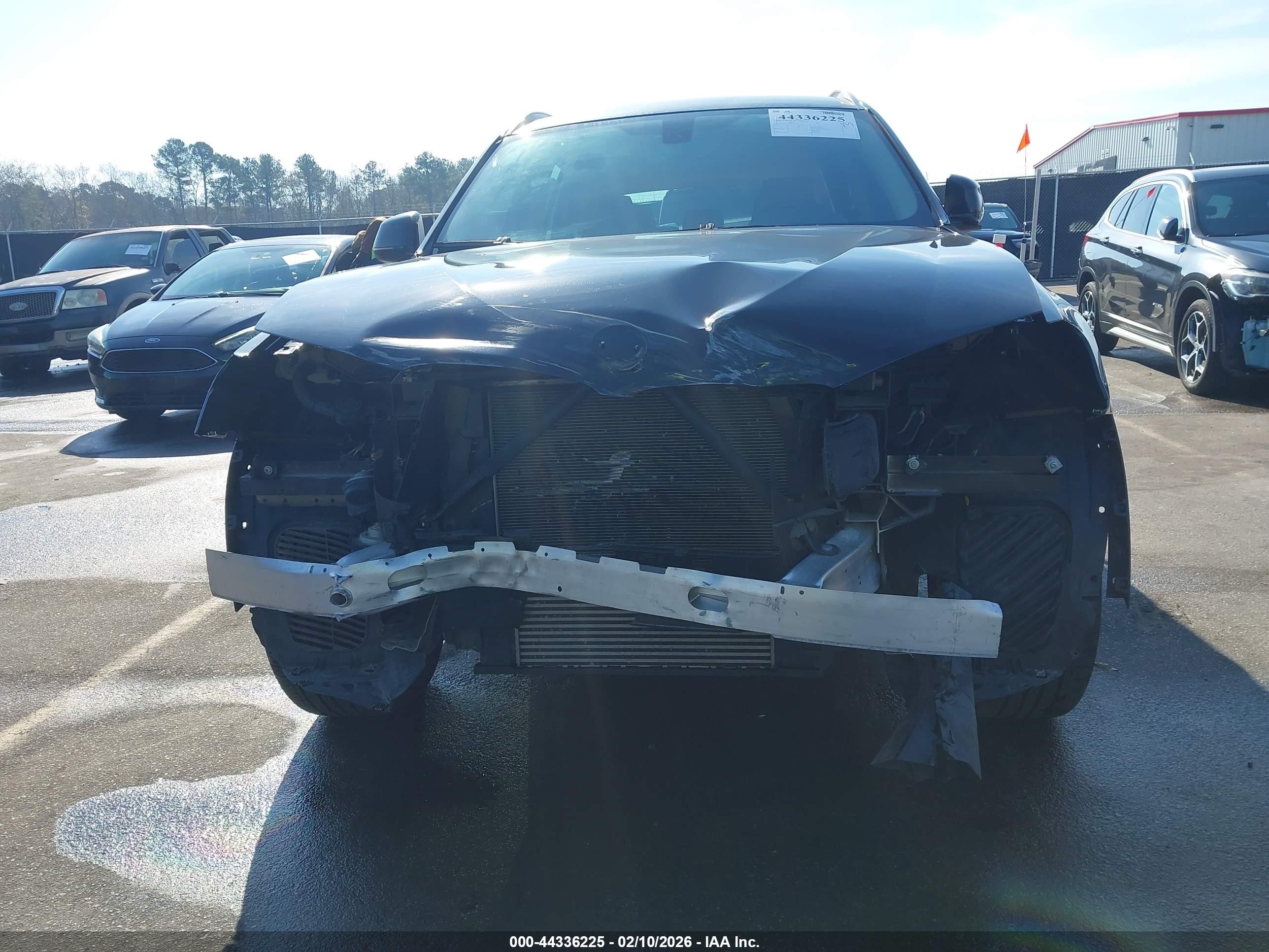 BMW X3 image 6