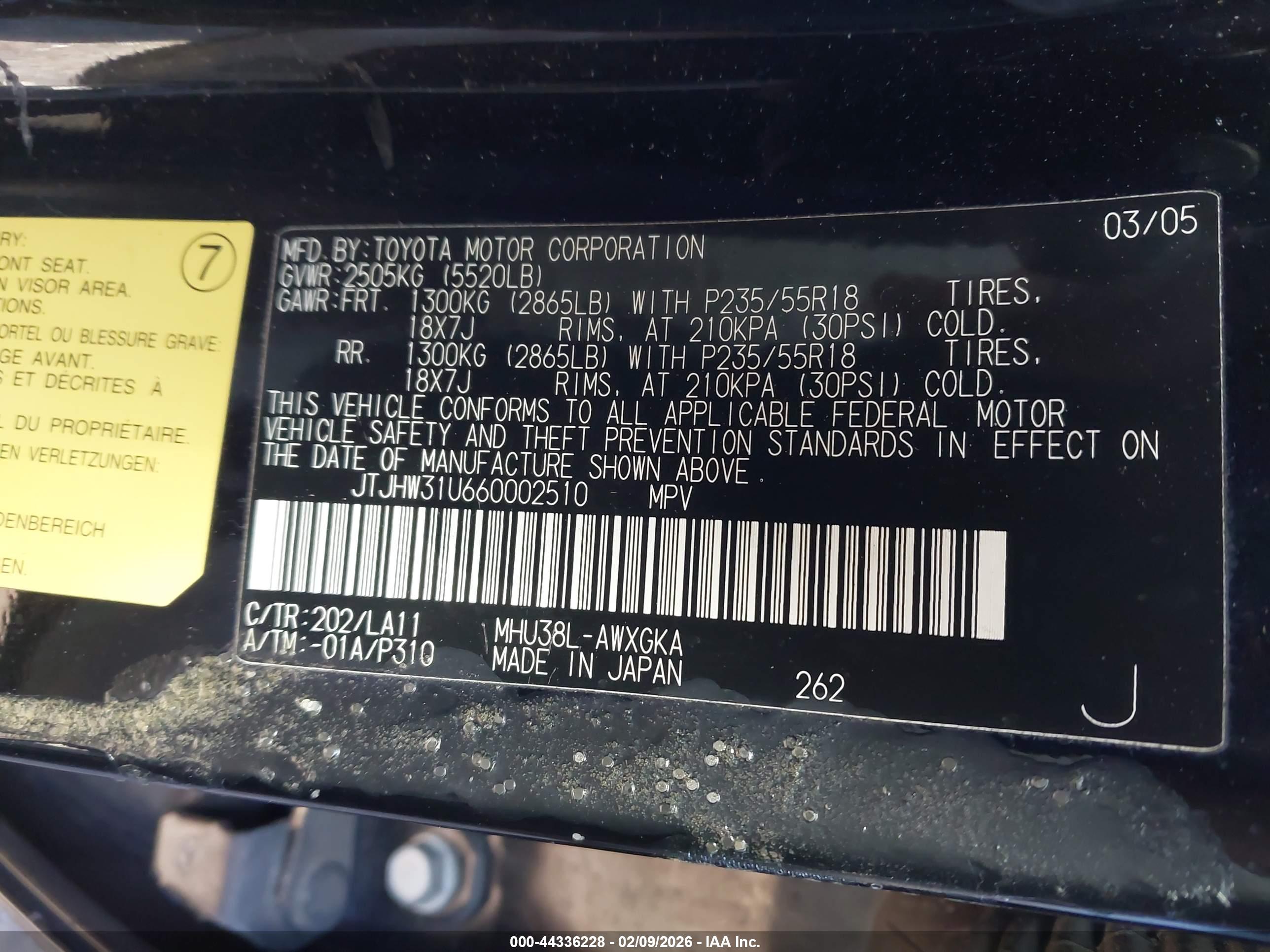 LEXUS RX image 9