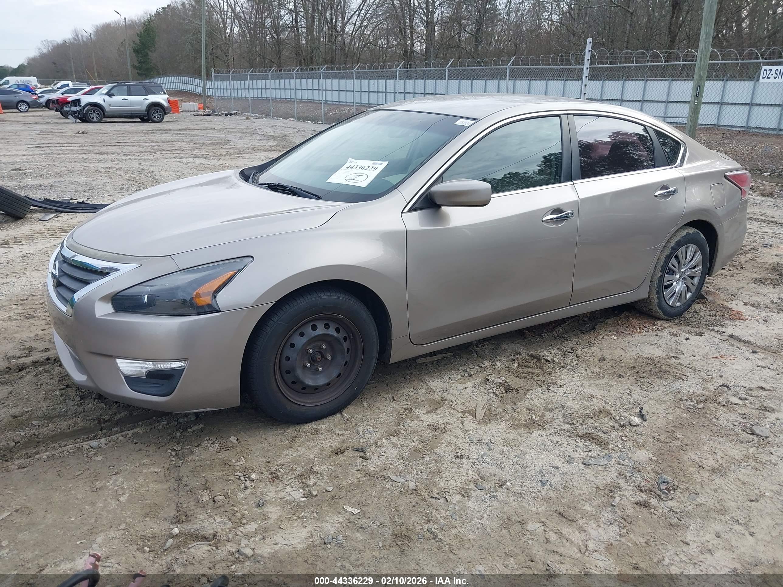 NISSAN ALTIMA image 2