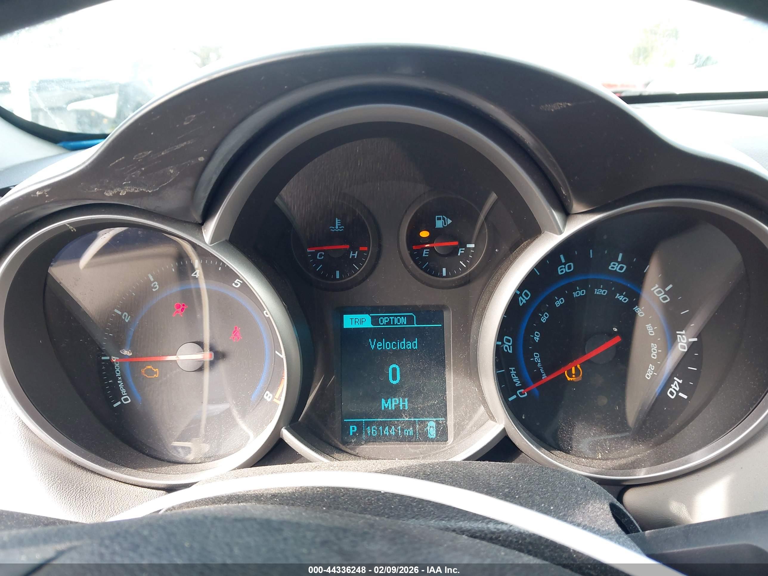 CHEVROLET CRUZE image 7