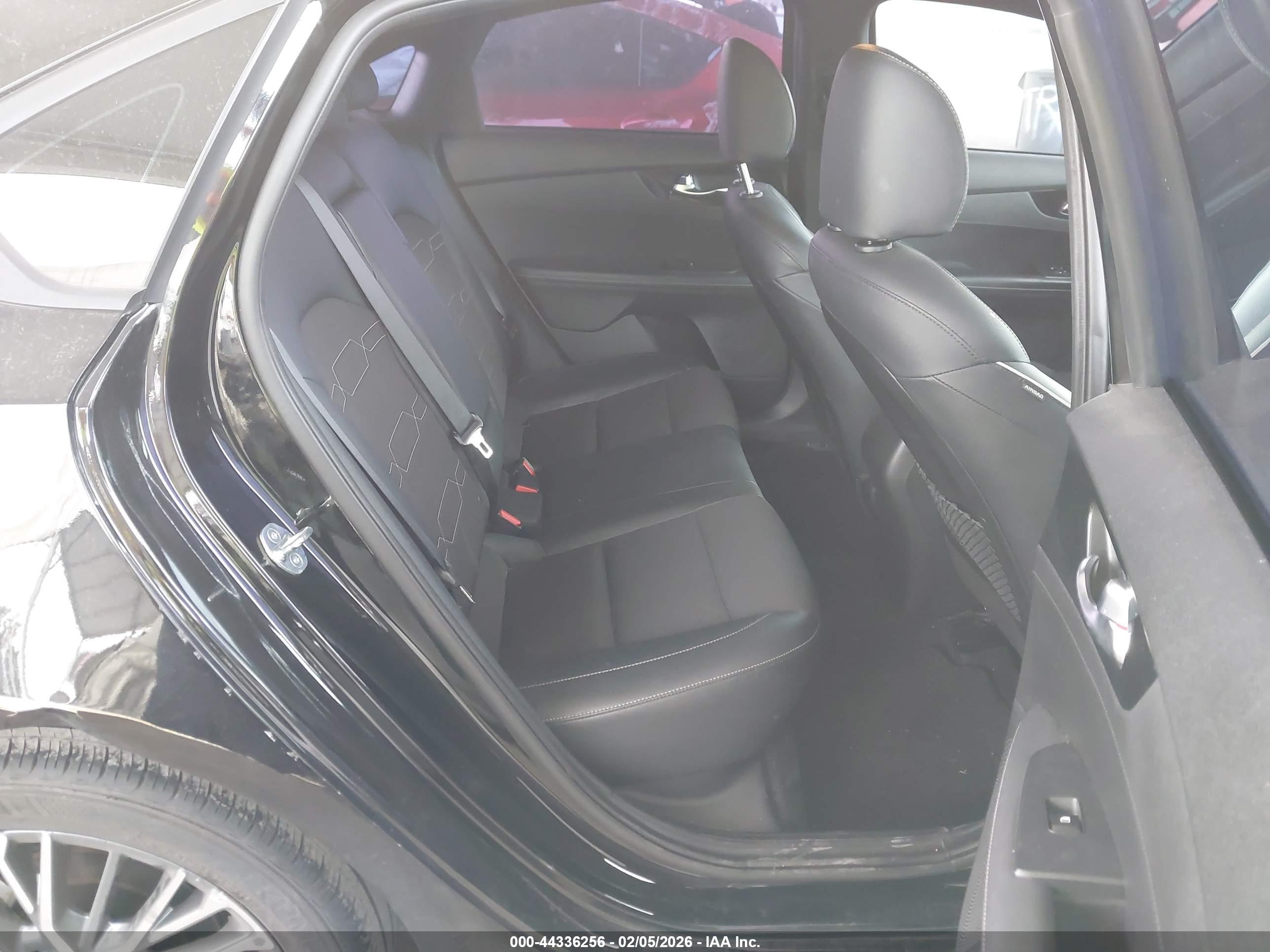 KIA FORTE image 8