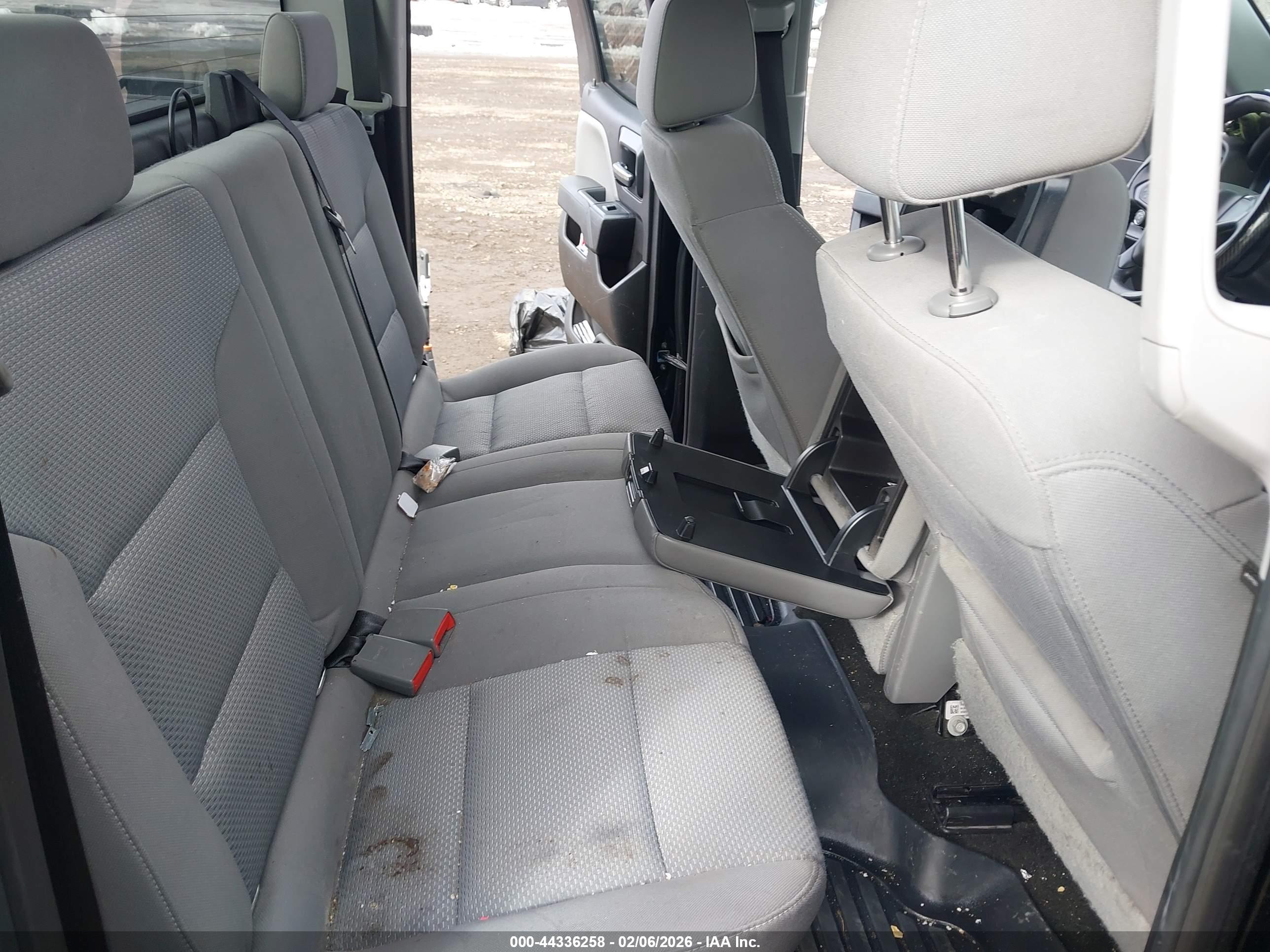 GMC SIERRA image 8