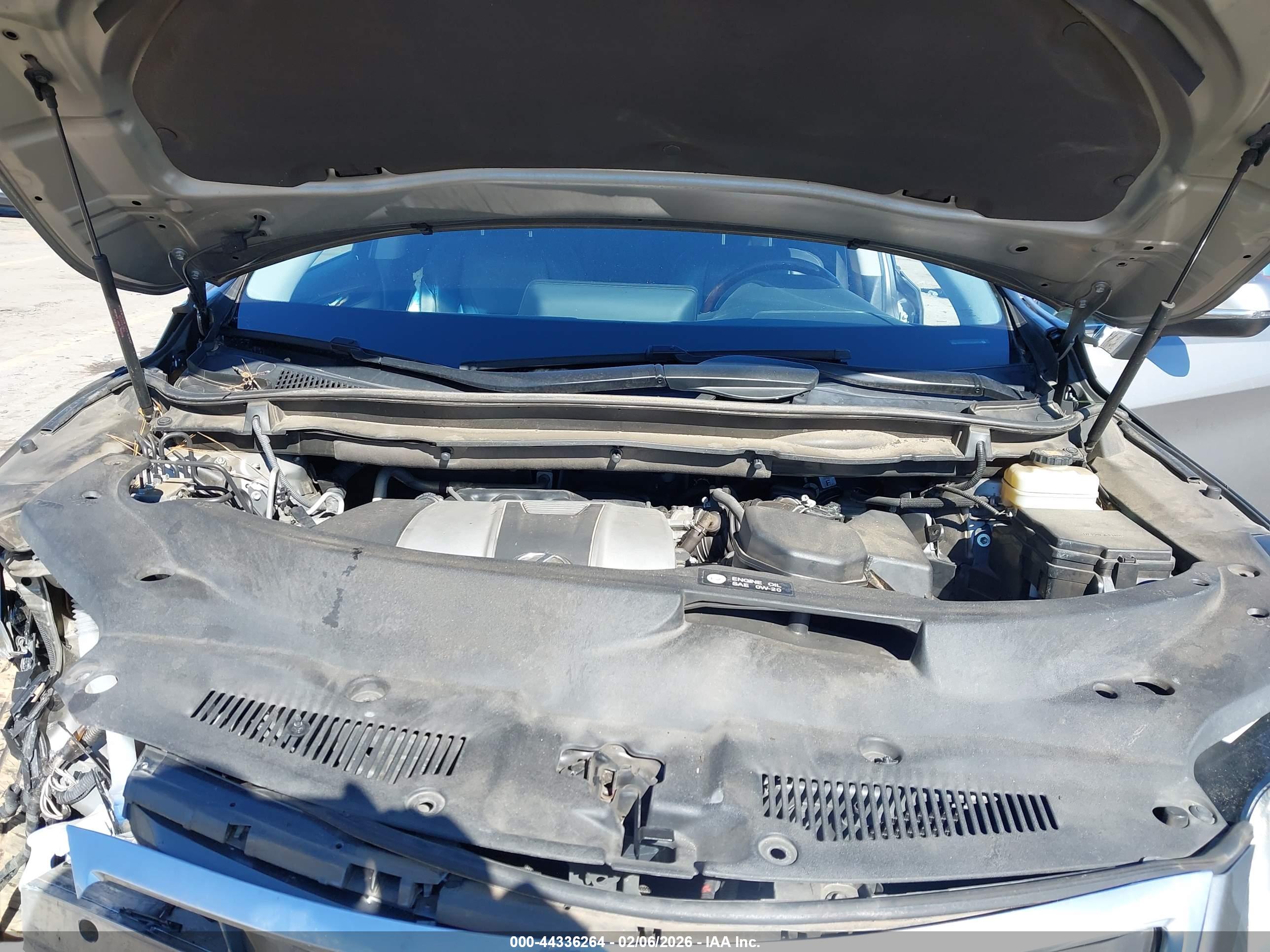 LEXUS RX image 10