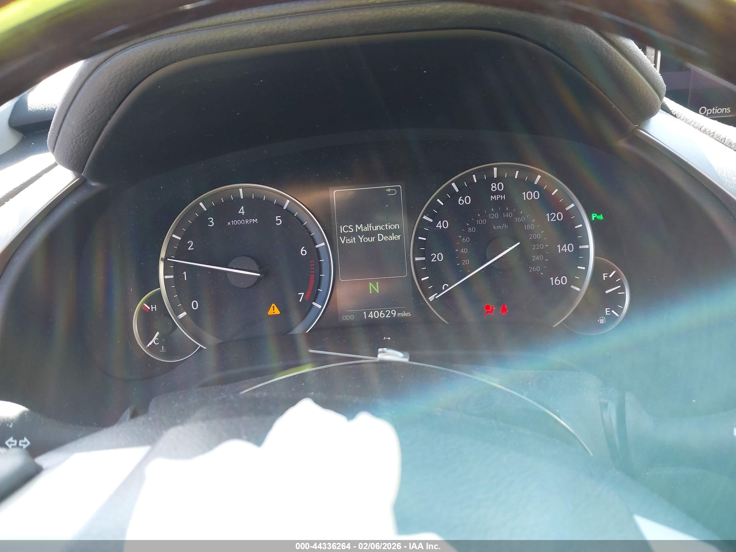 LEXUS RX image 7
