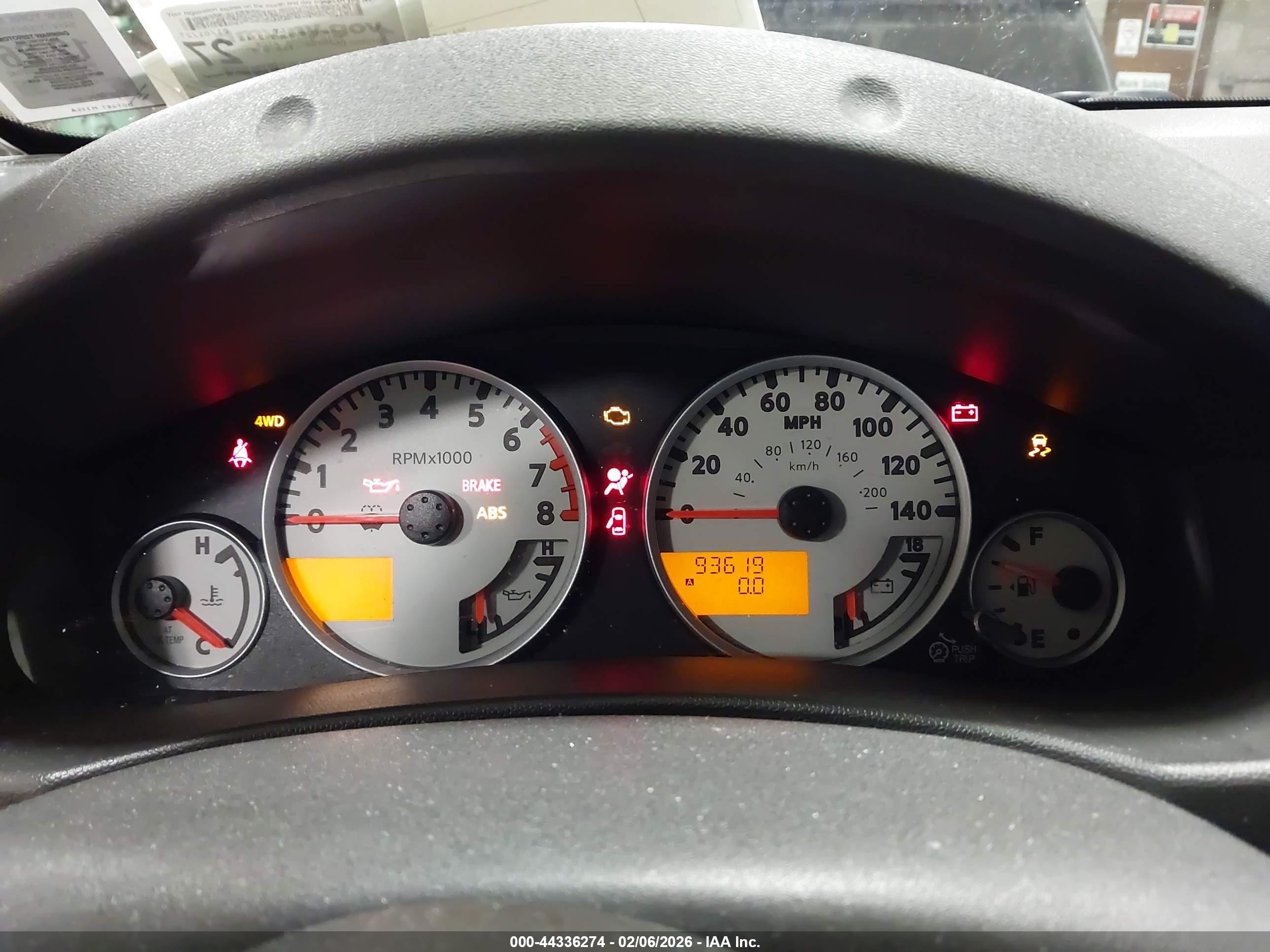 NISSAN FRONTIER image 7