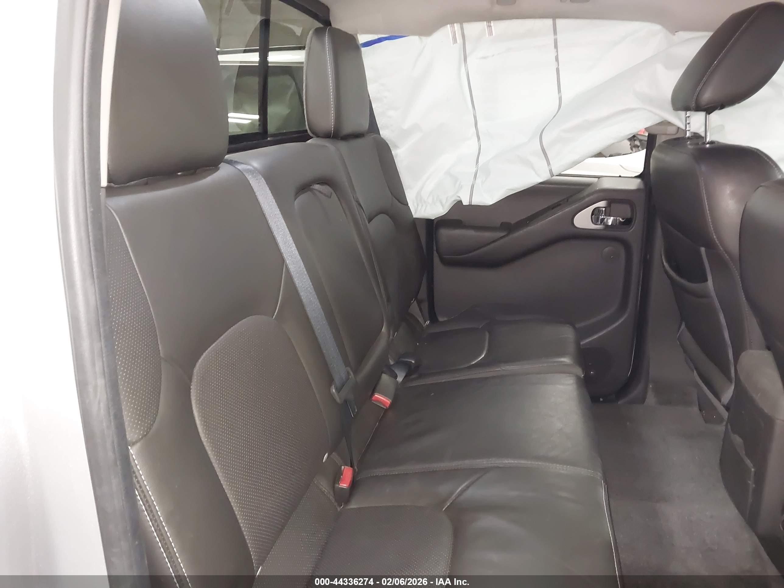NISSAN FRONTIER image 8