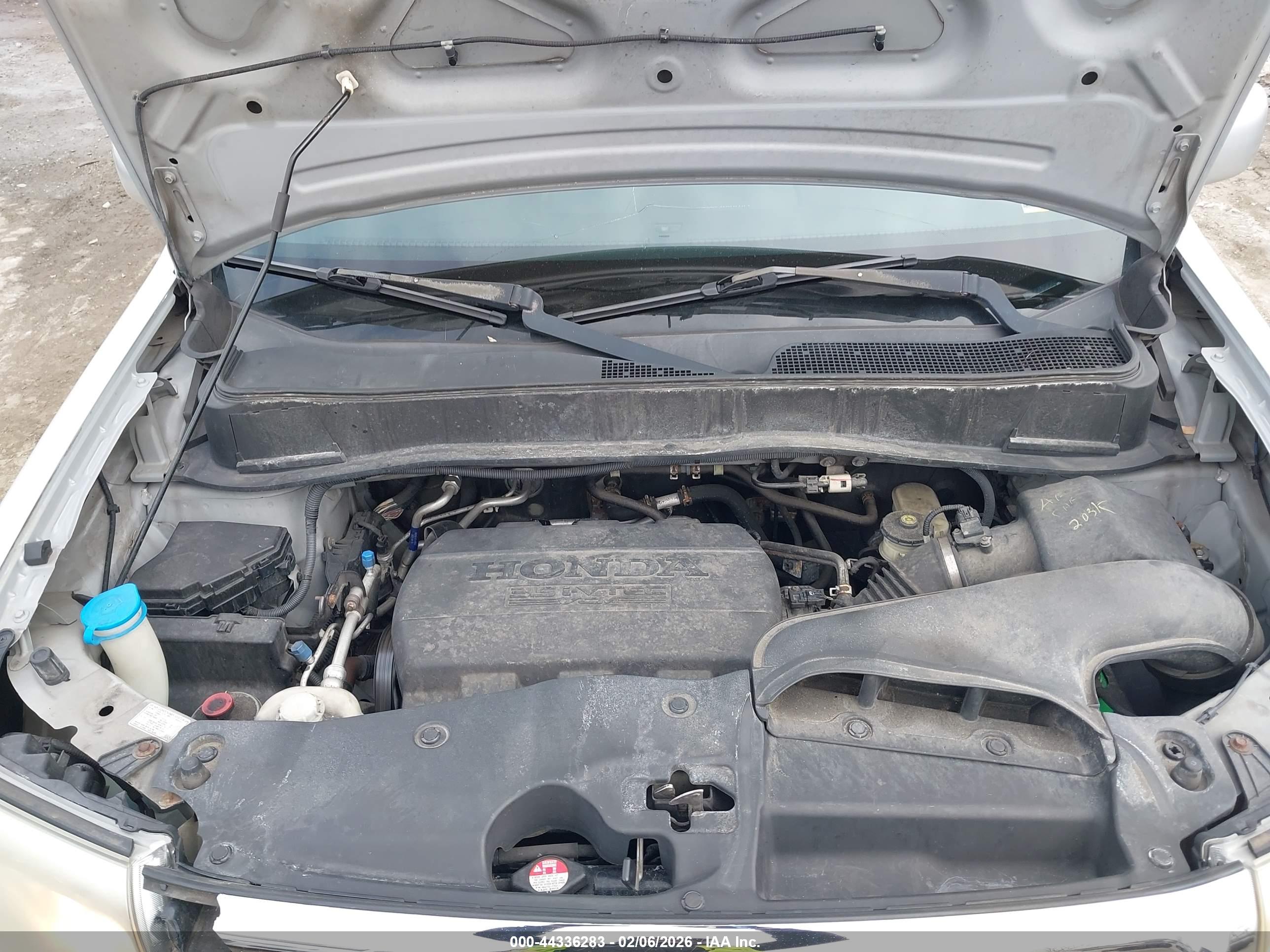 HONDA PILOT image 10