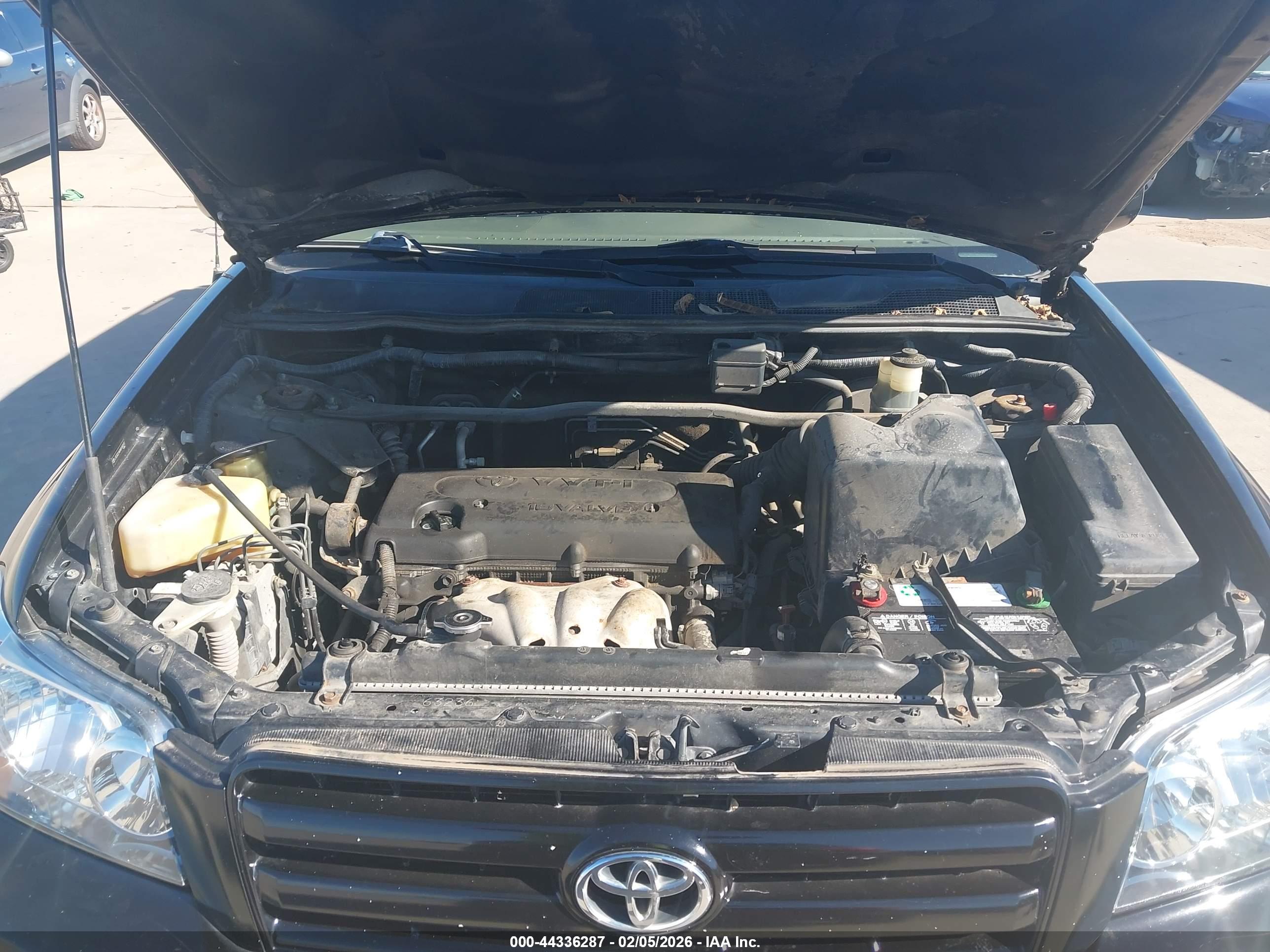 TOYOTA HIGHLANDER image 10