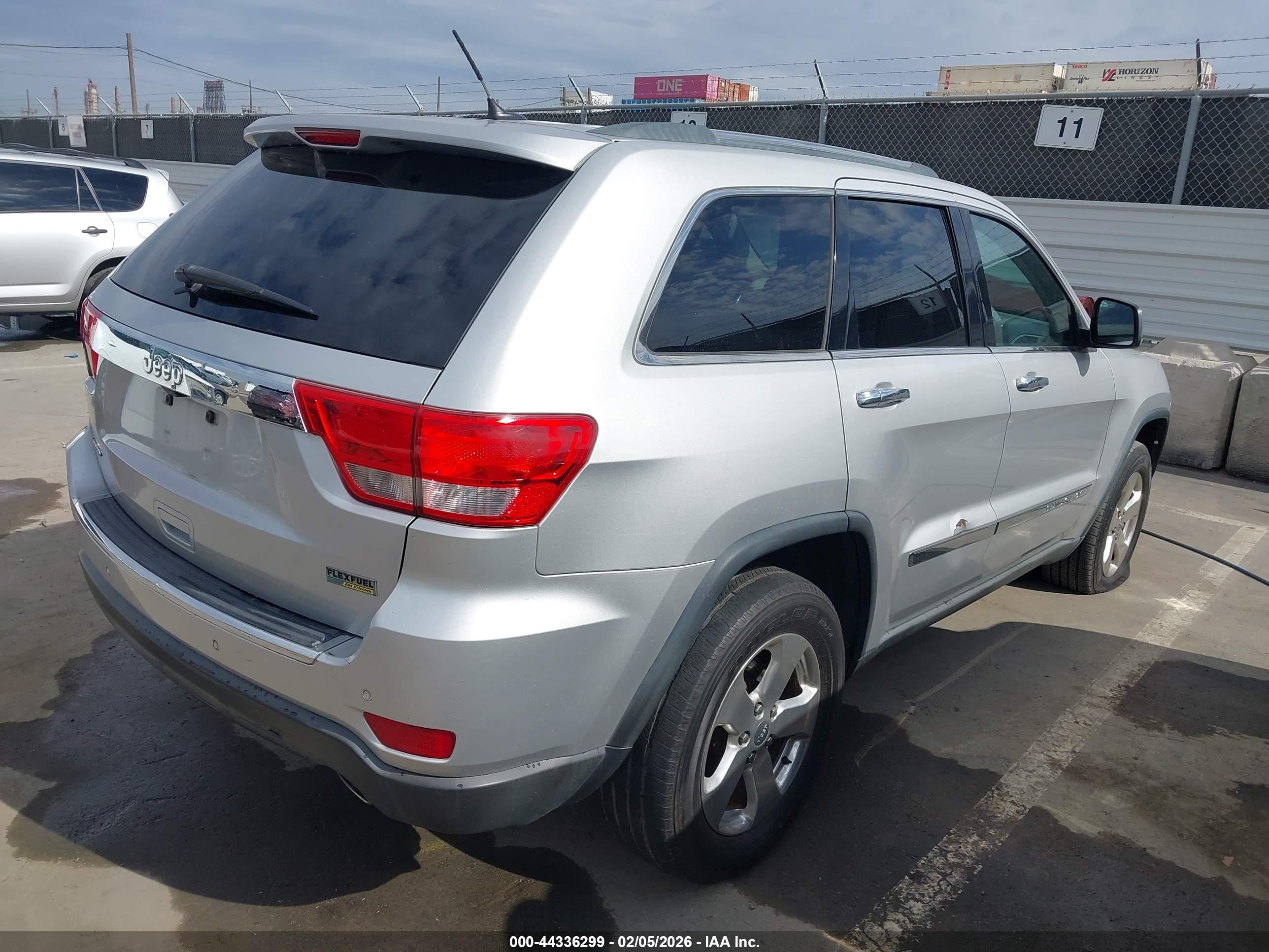 JEEP GRAND image 4