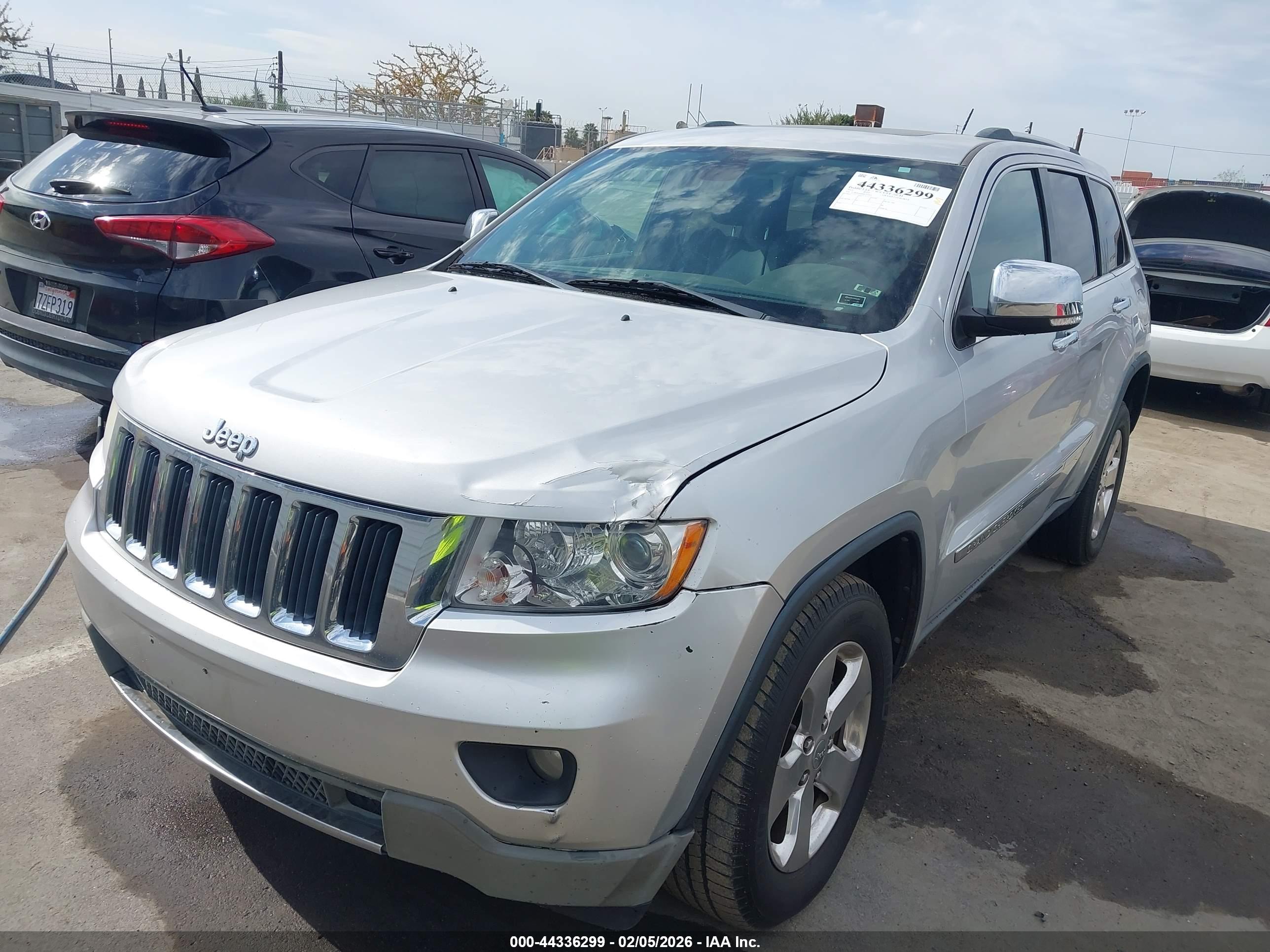 JEEP GRAND image 6