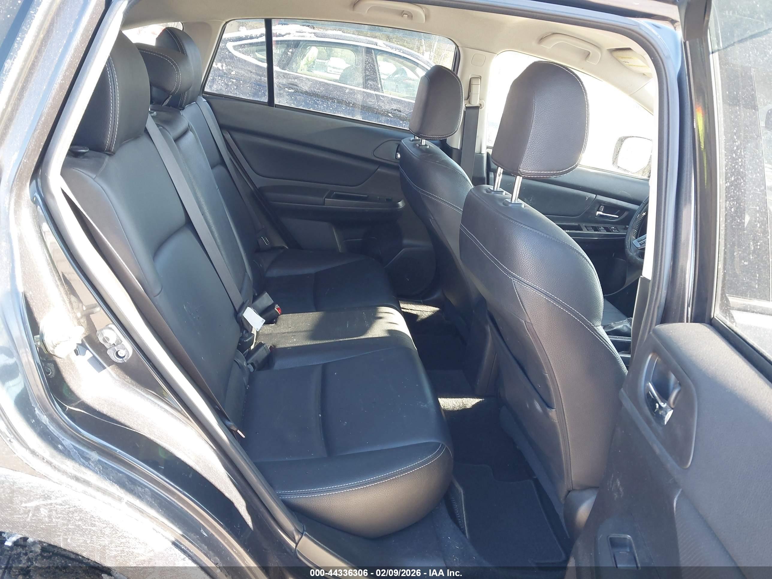 SUBARU XV image 8