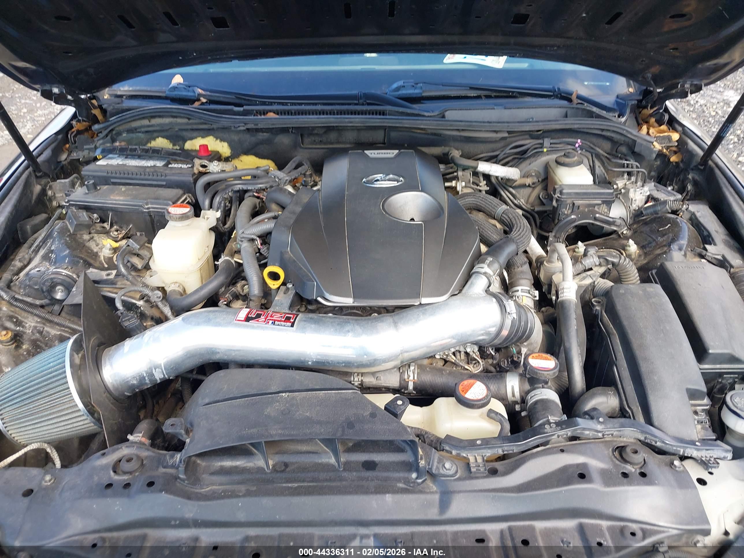 LEXUS IS image 10