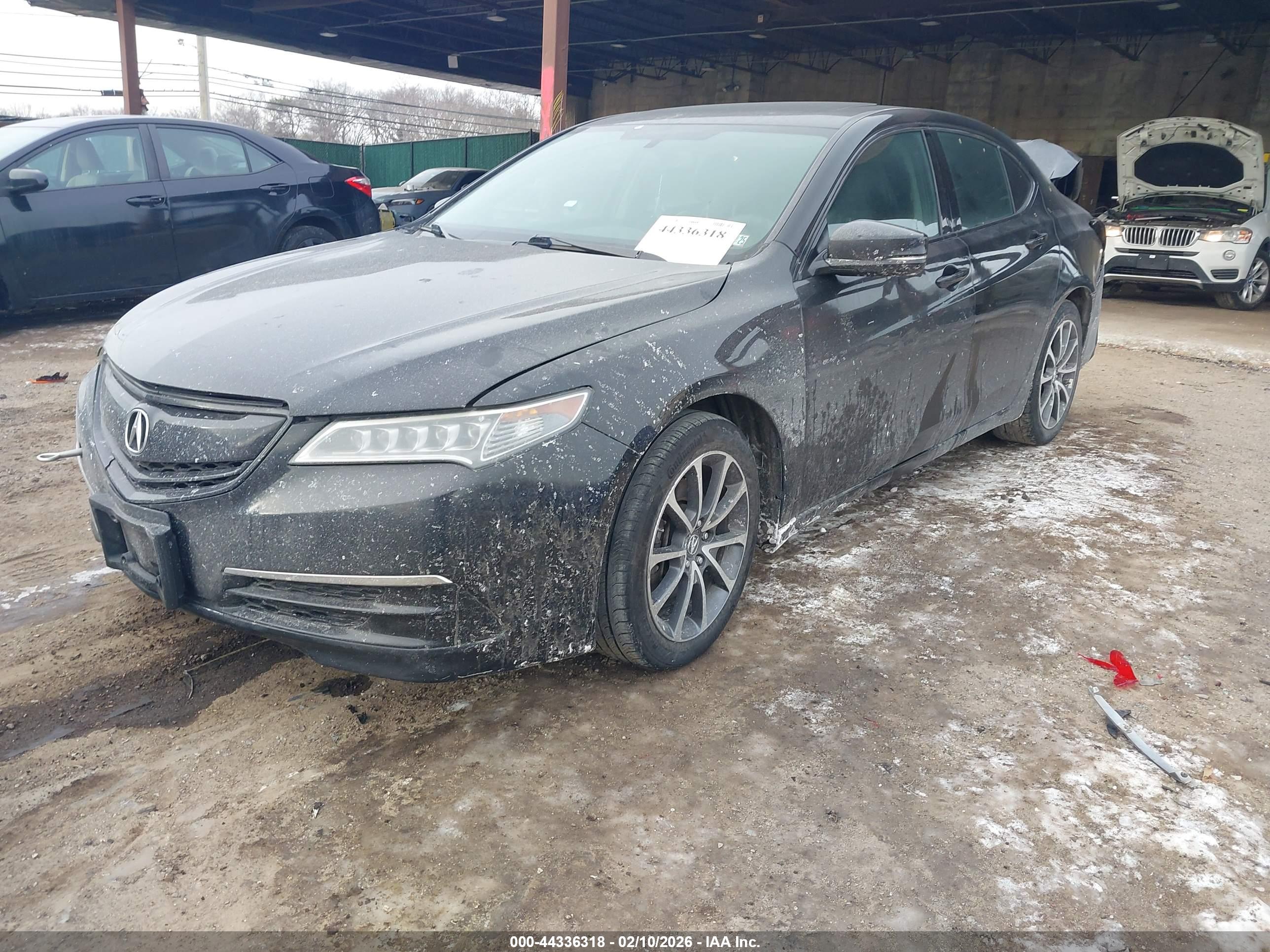 ACURA TLX image 2