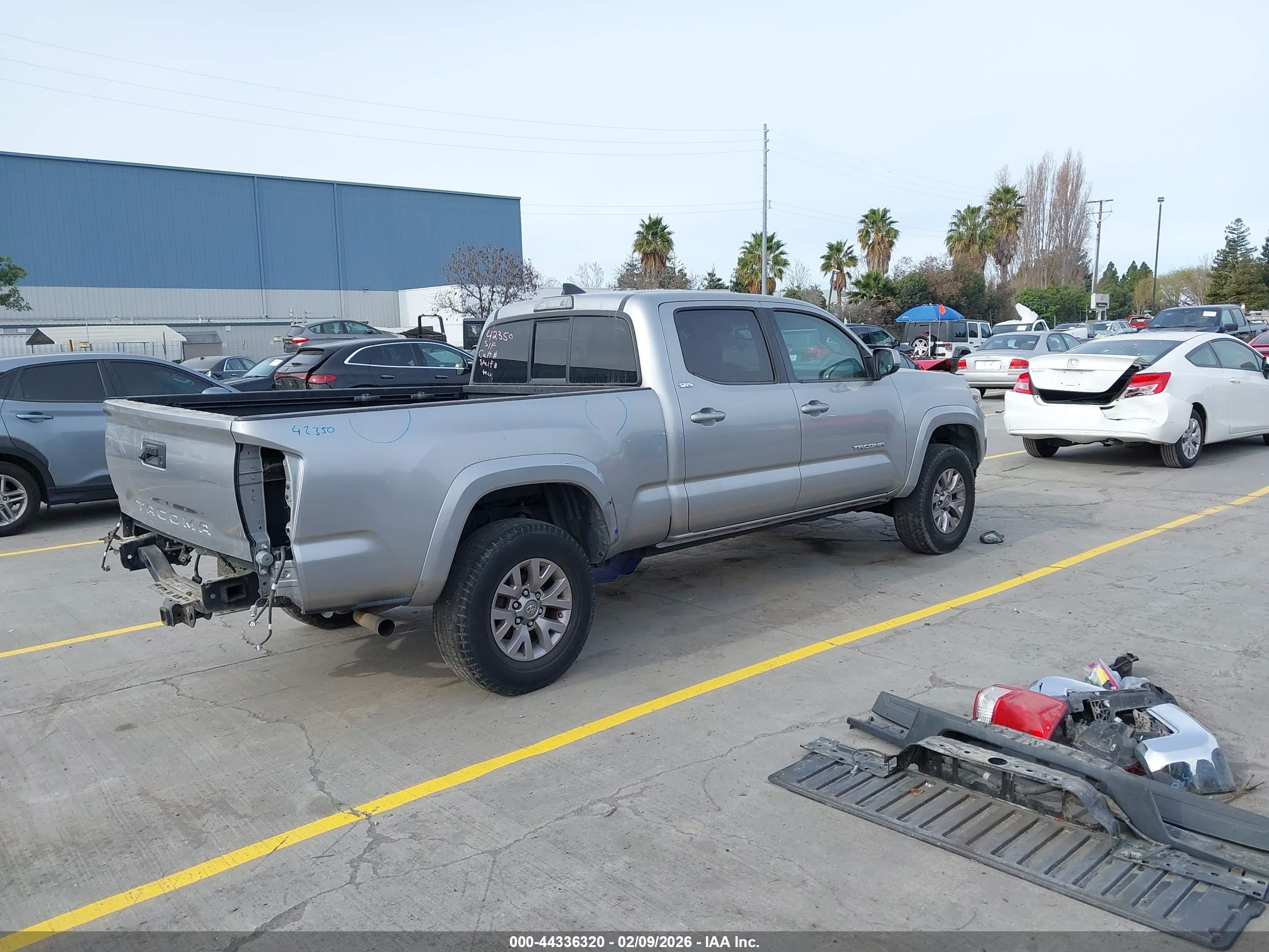 TOYOTA TACOMA image 4