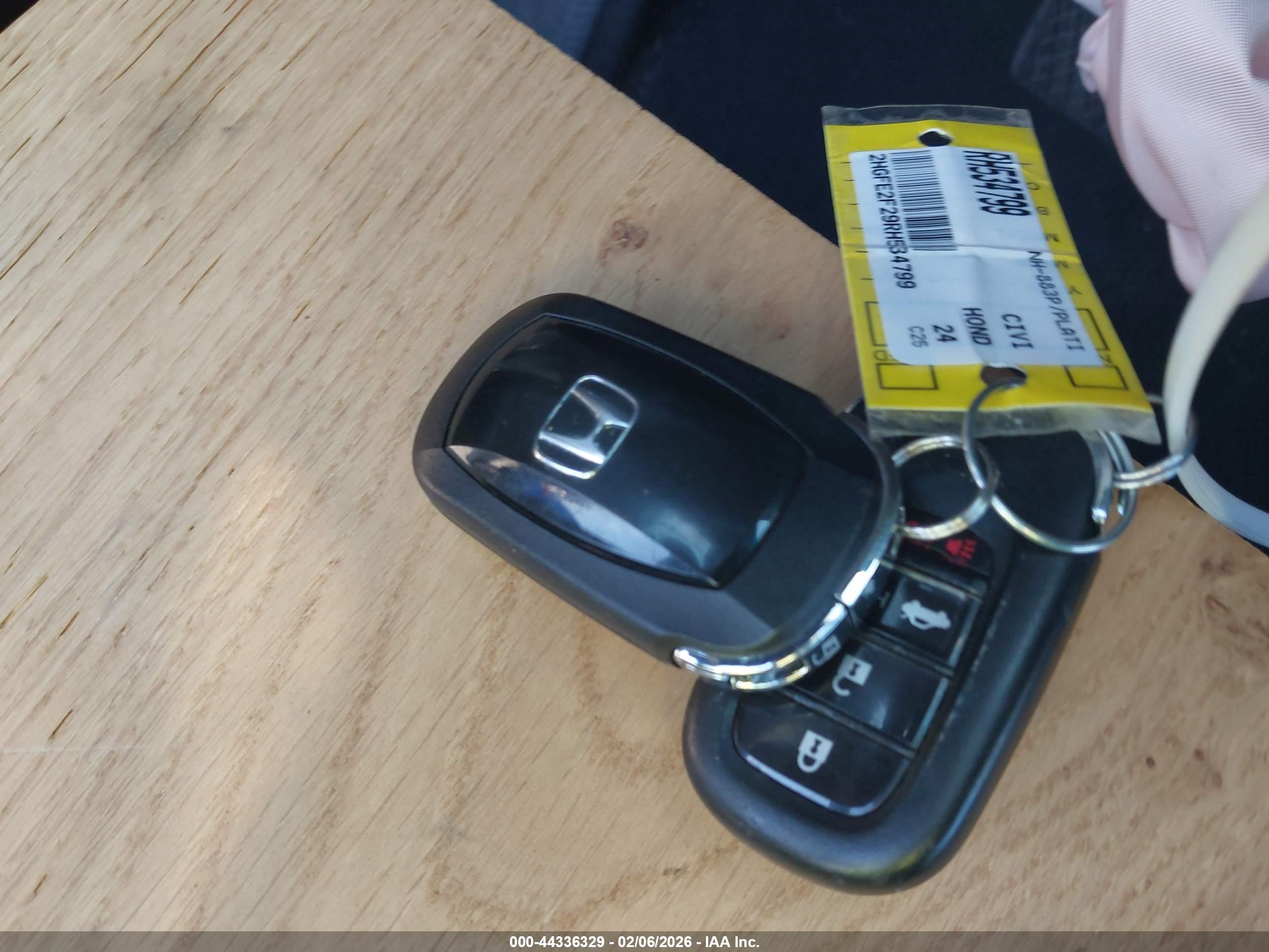 HONDA CIVIC image 11