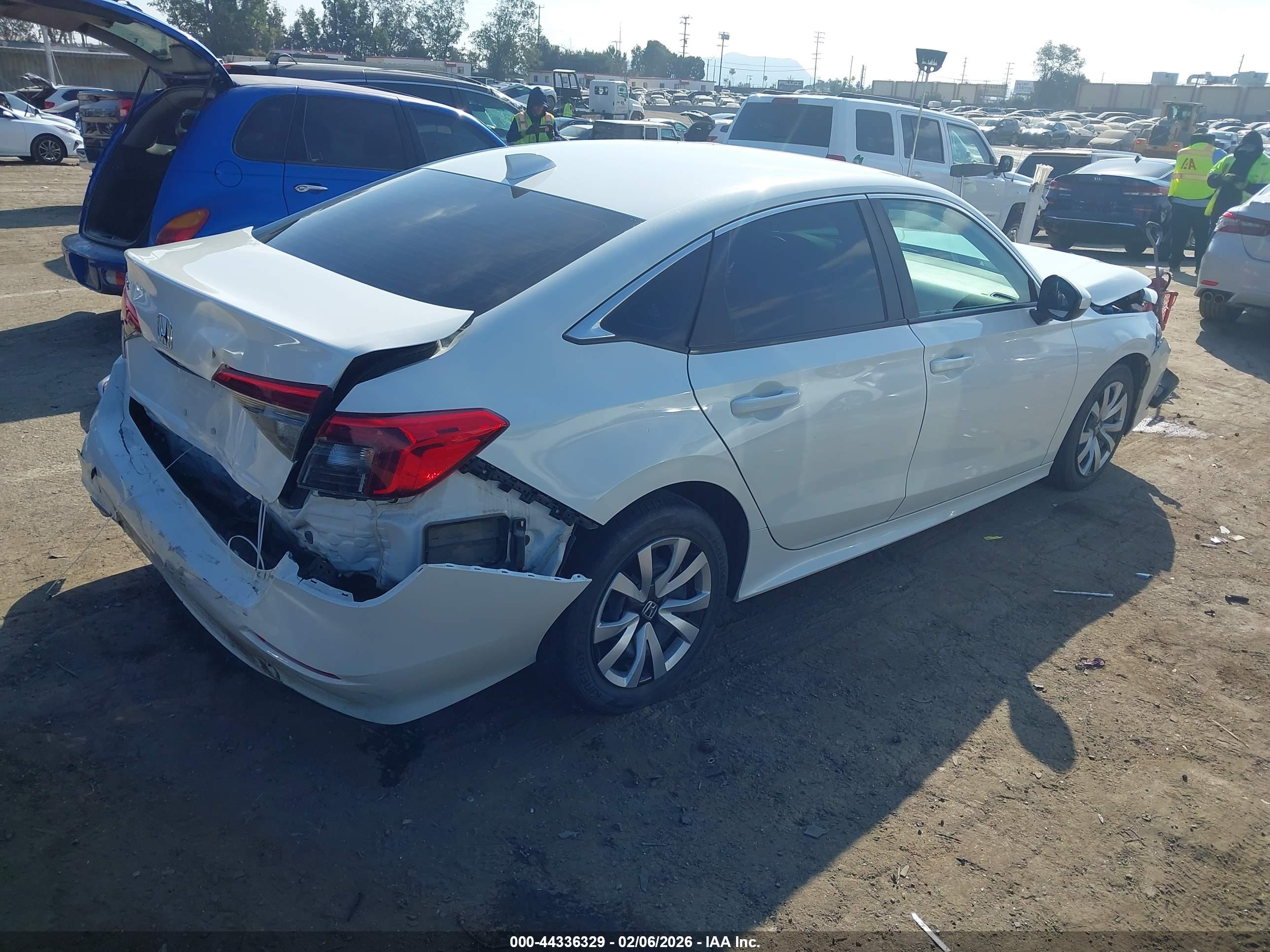 HONDA CIVIC image 4
