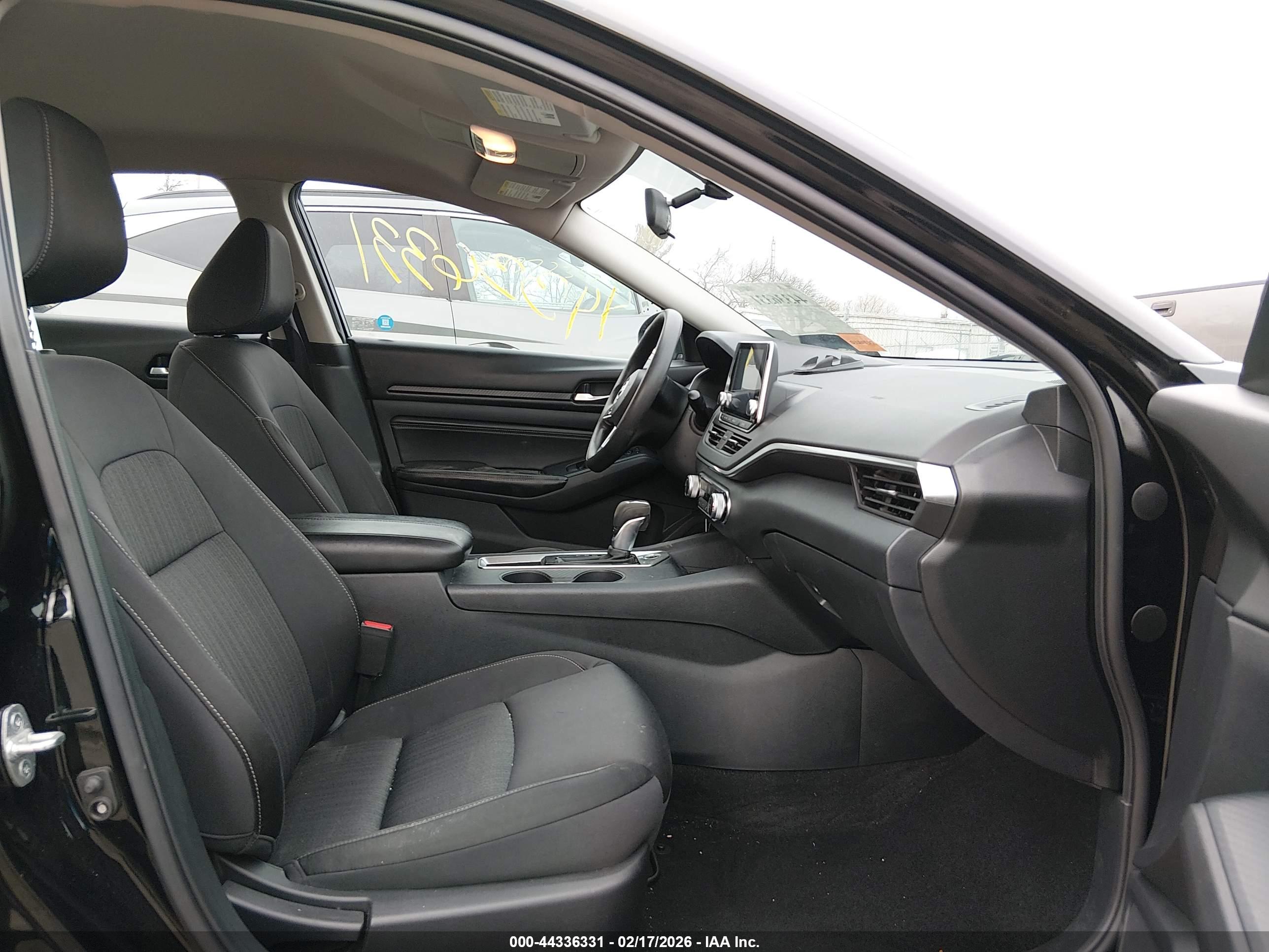 NISSAN ALTIMA image 5
