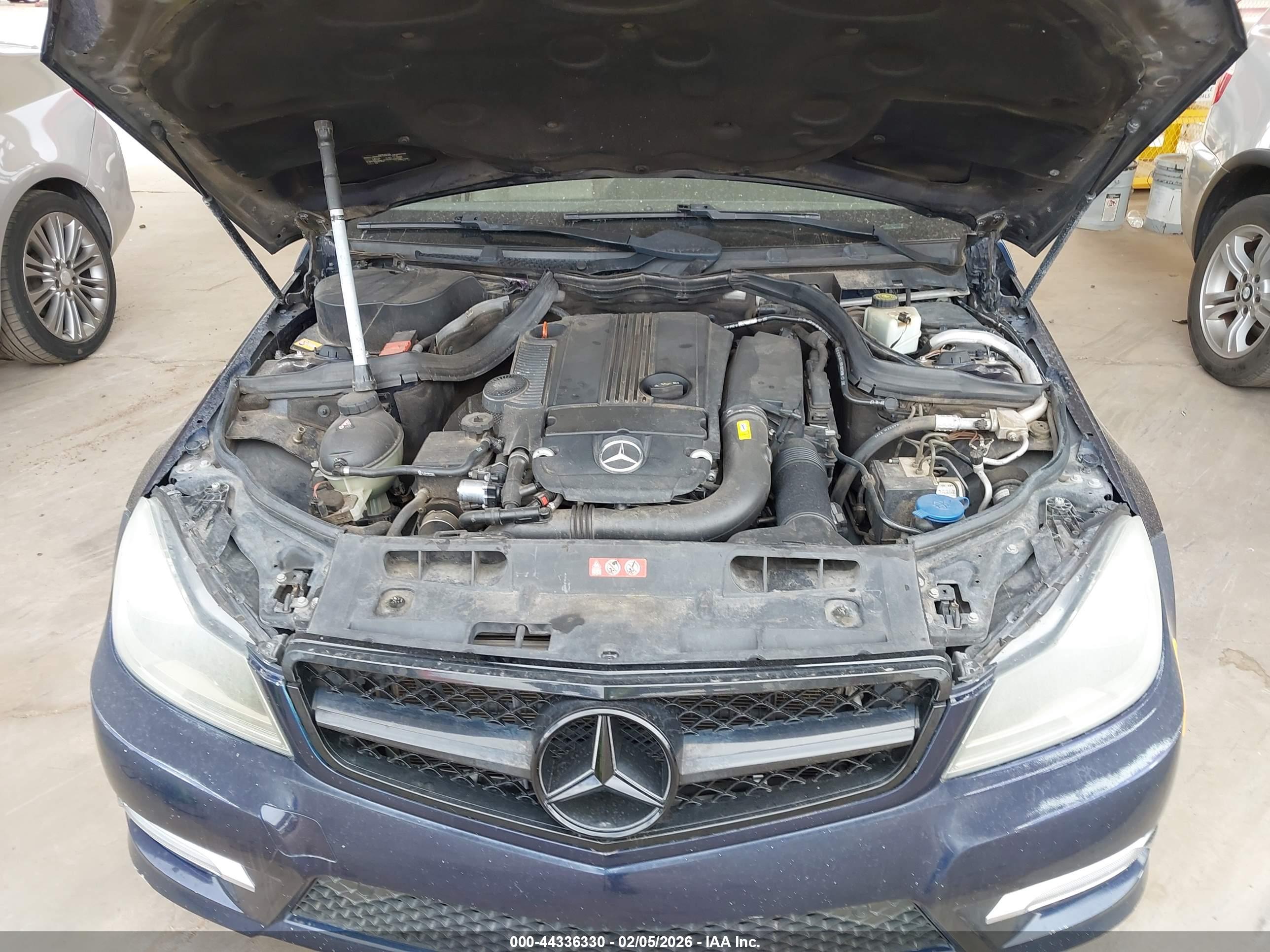 MERCEDES-BENZ C image 10