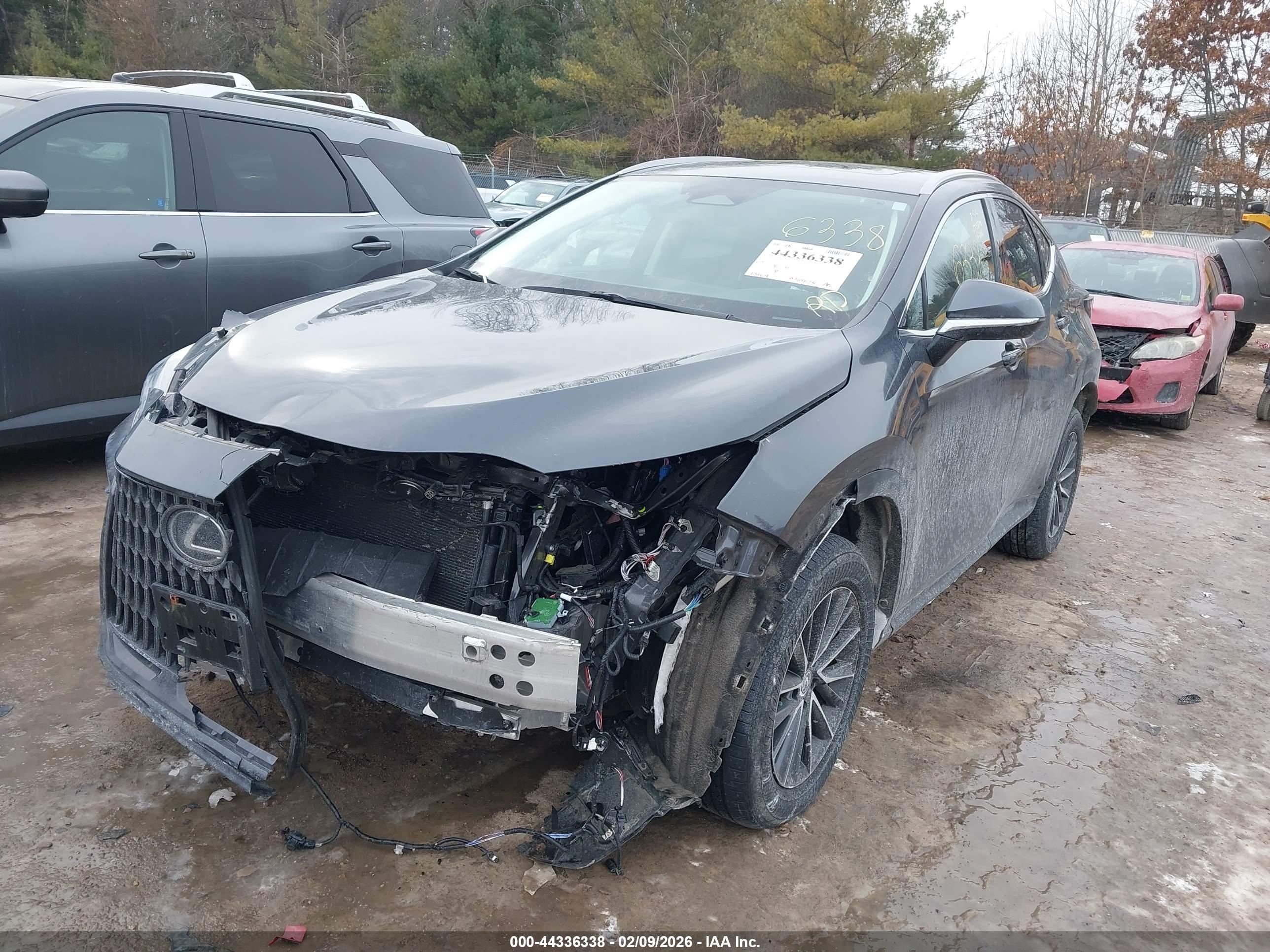 LEXUS NX image 2