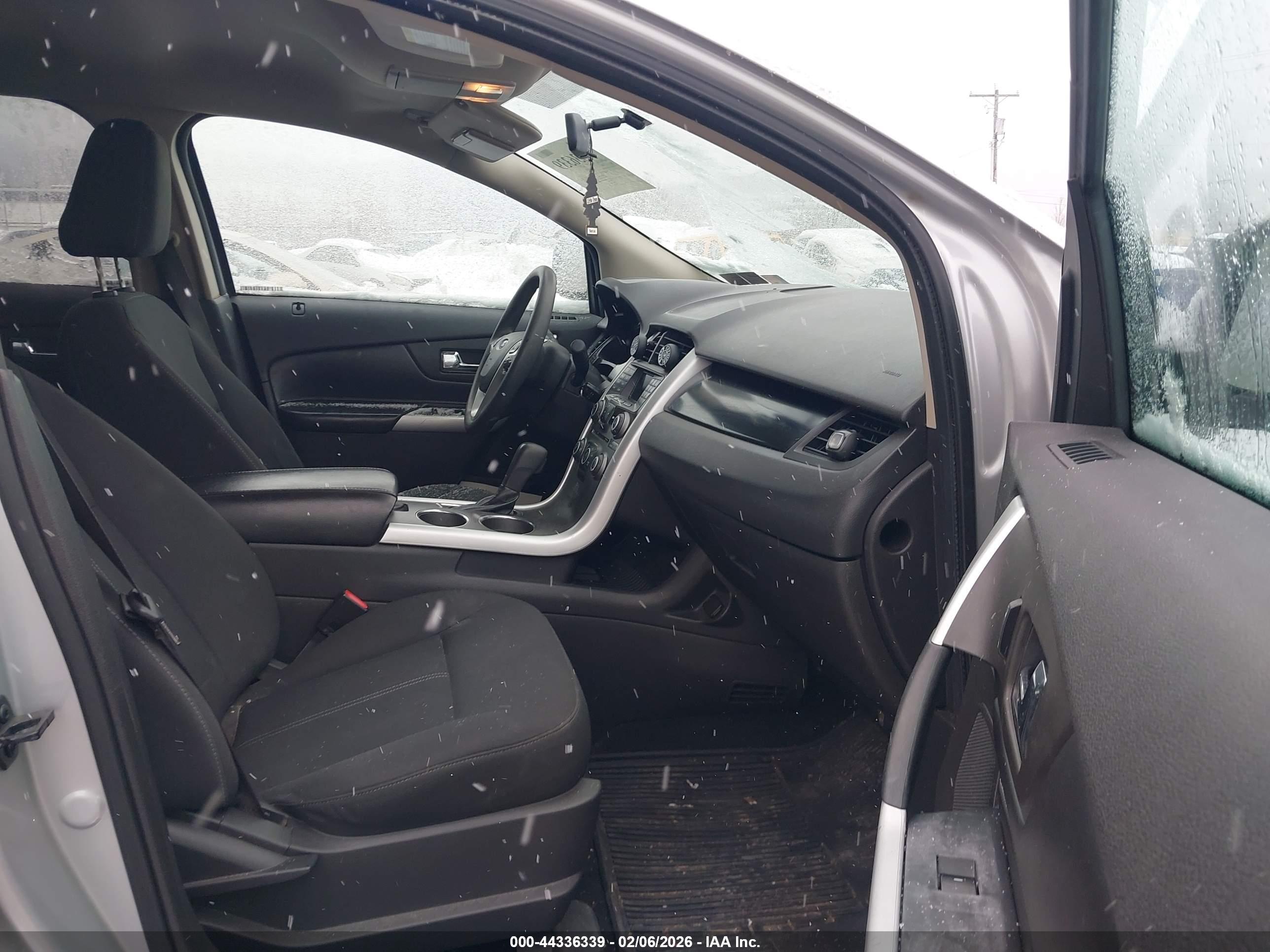 FORD EDGE image 5