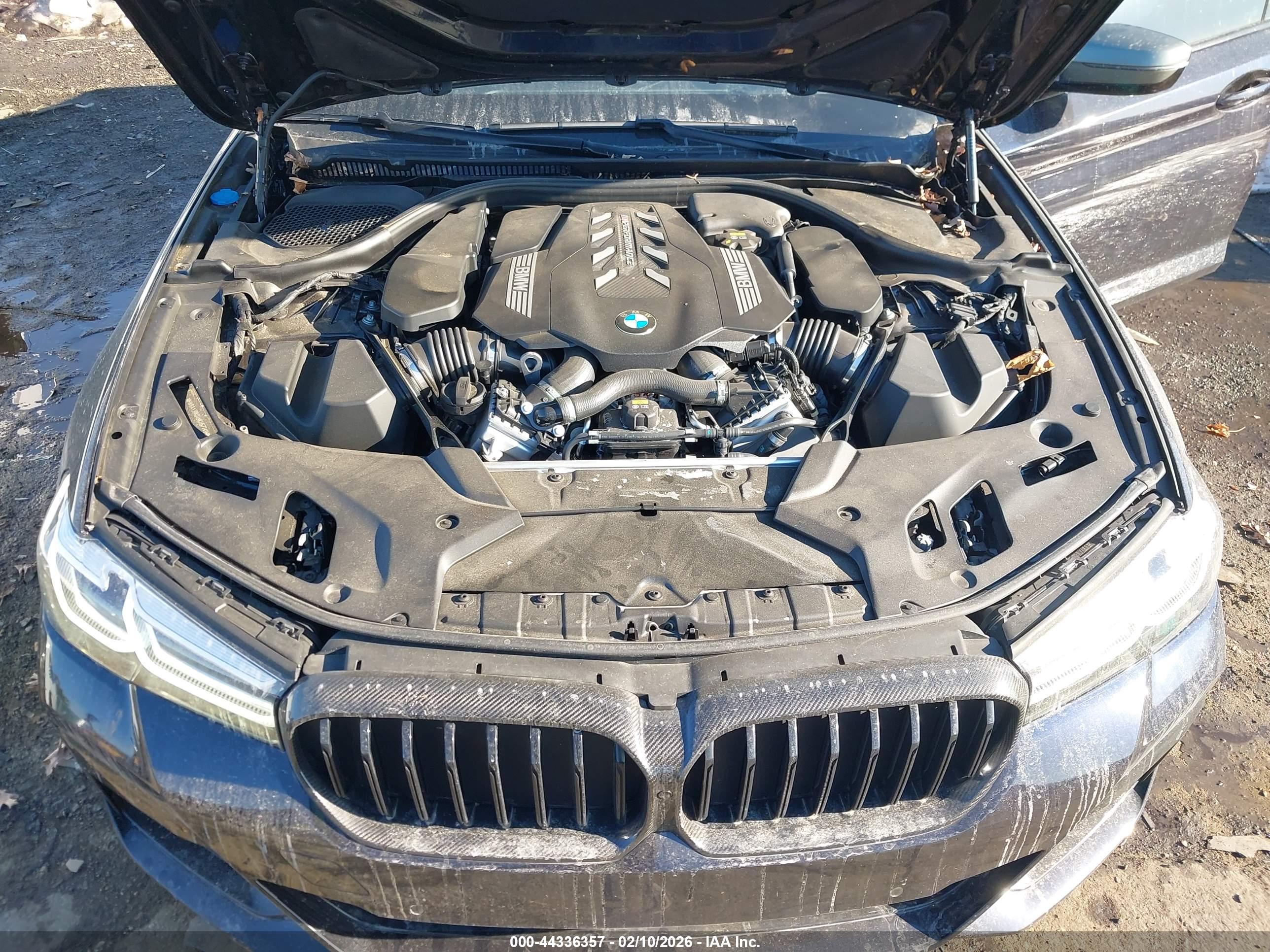 BMW M550I image 10