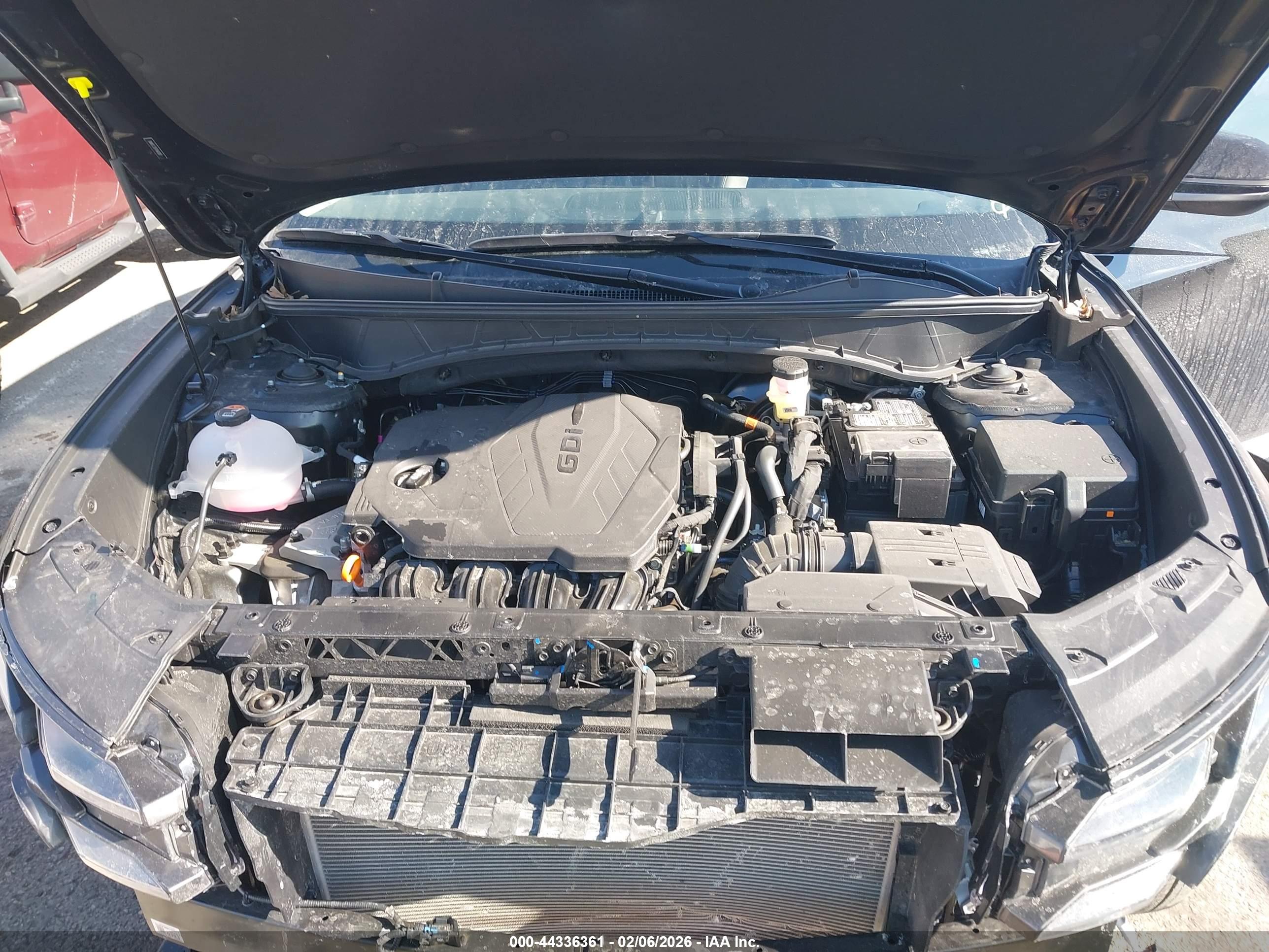 HYUNDAI TUCSON image 10