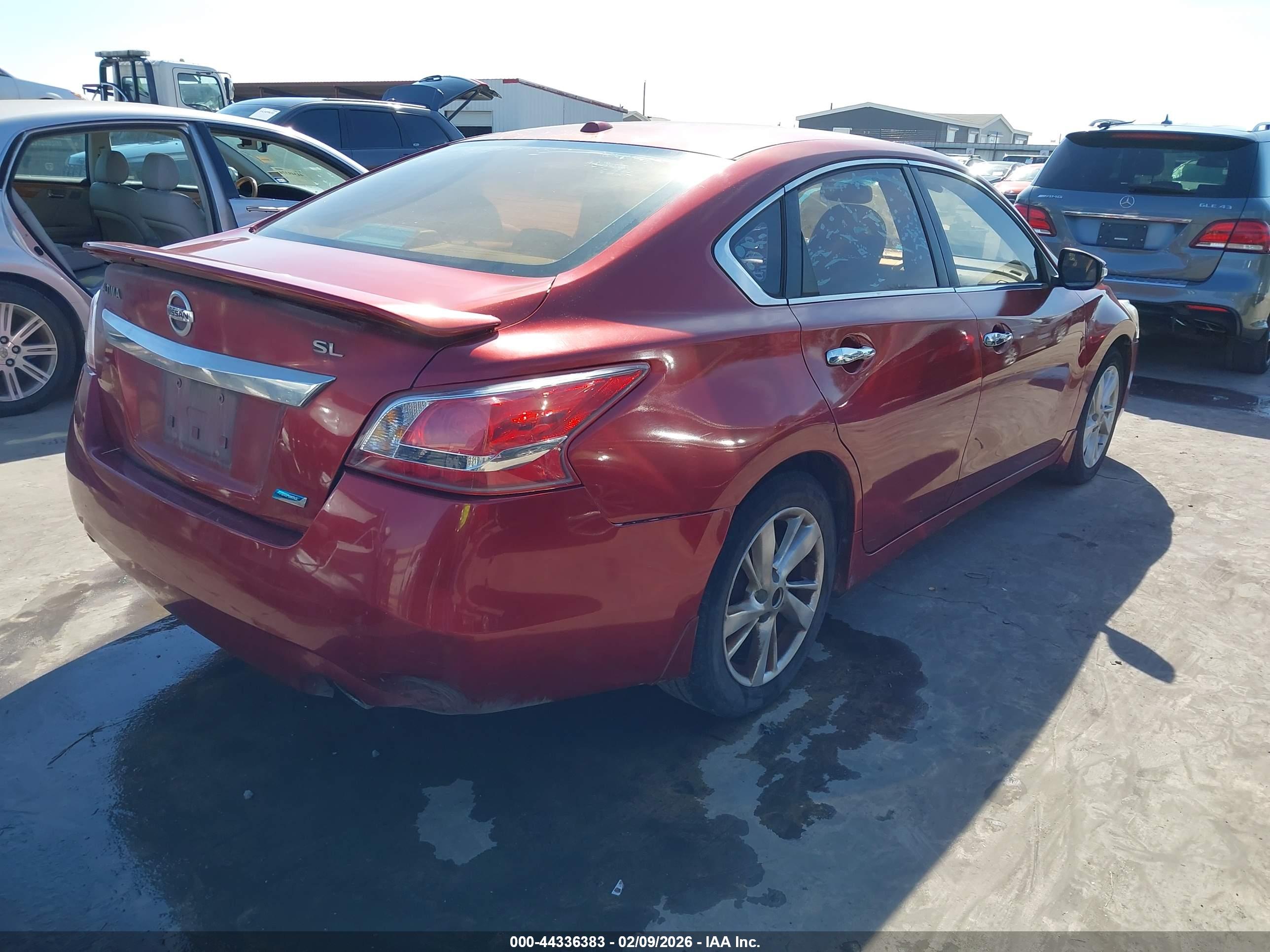NISSAN ALTIMA image 4