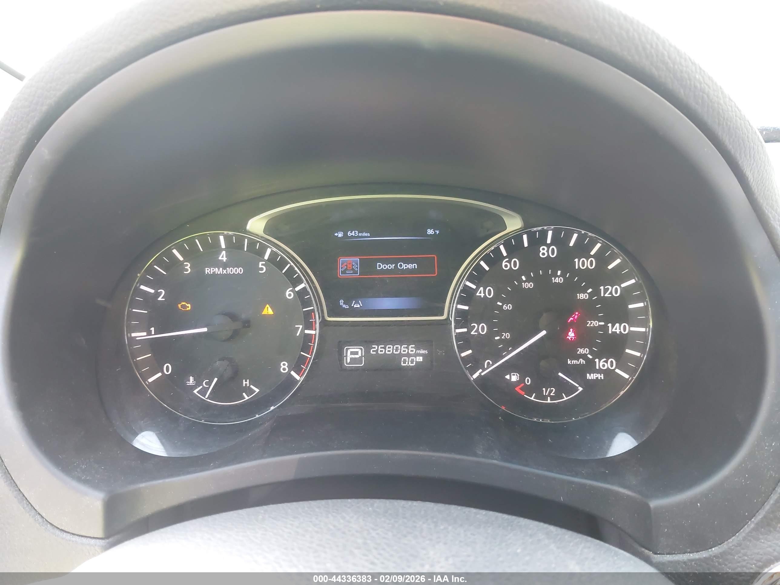 NISSAN ALTIMA image 7