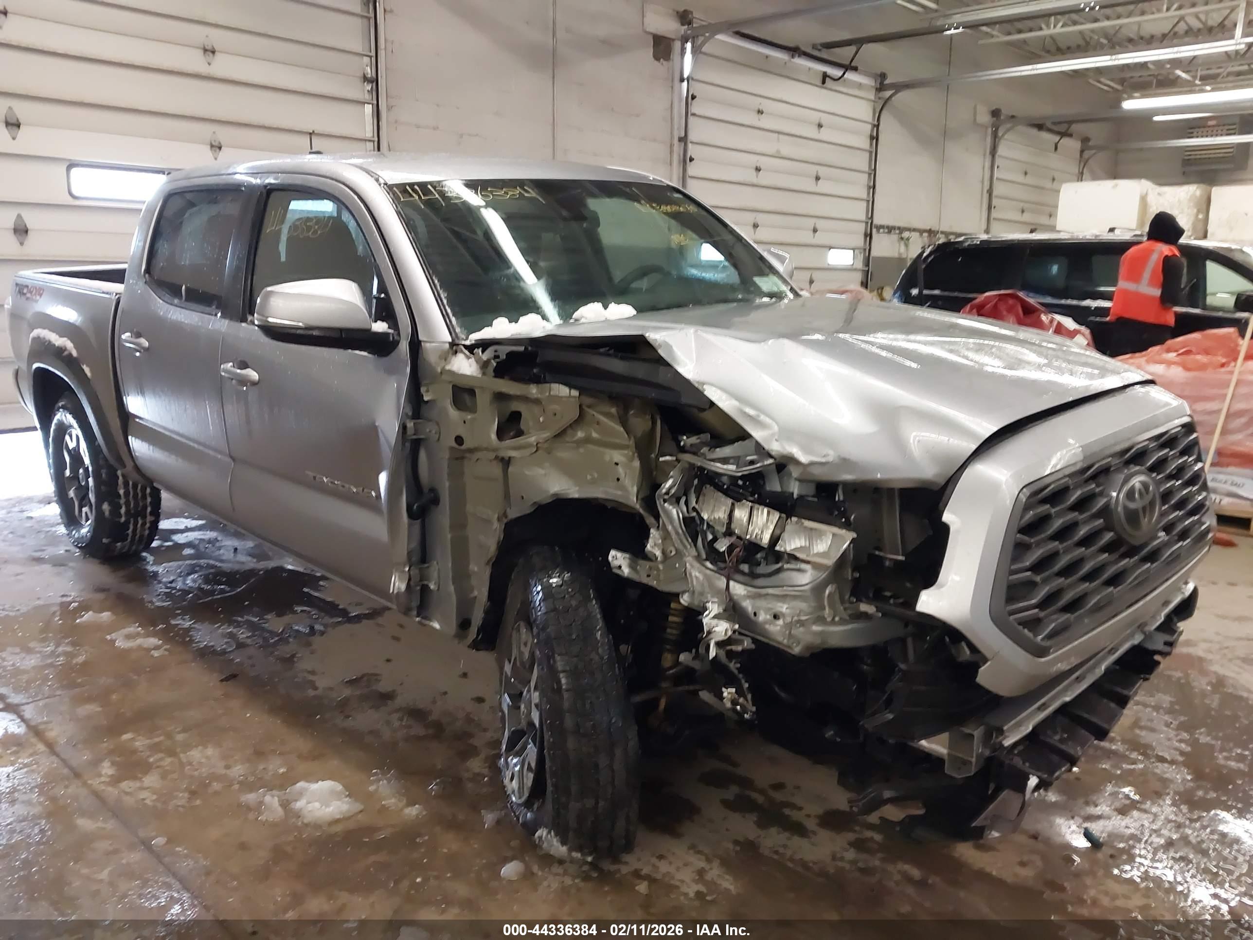 TOYOTA TACOMA image 6