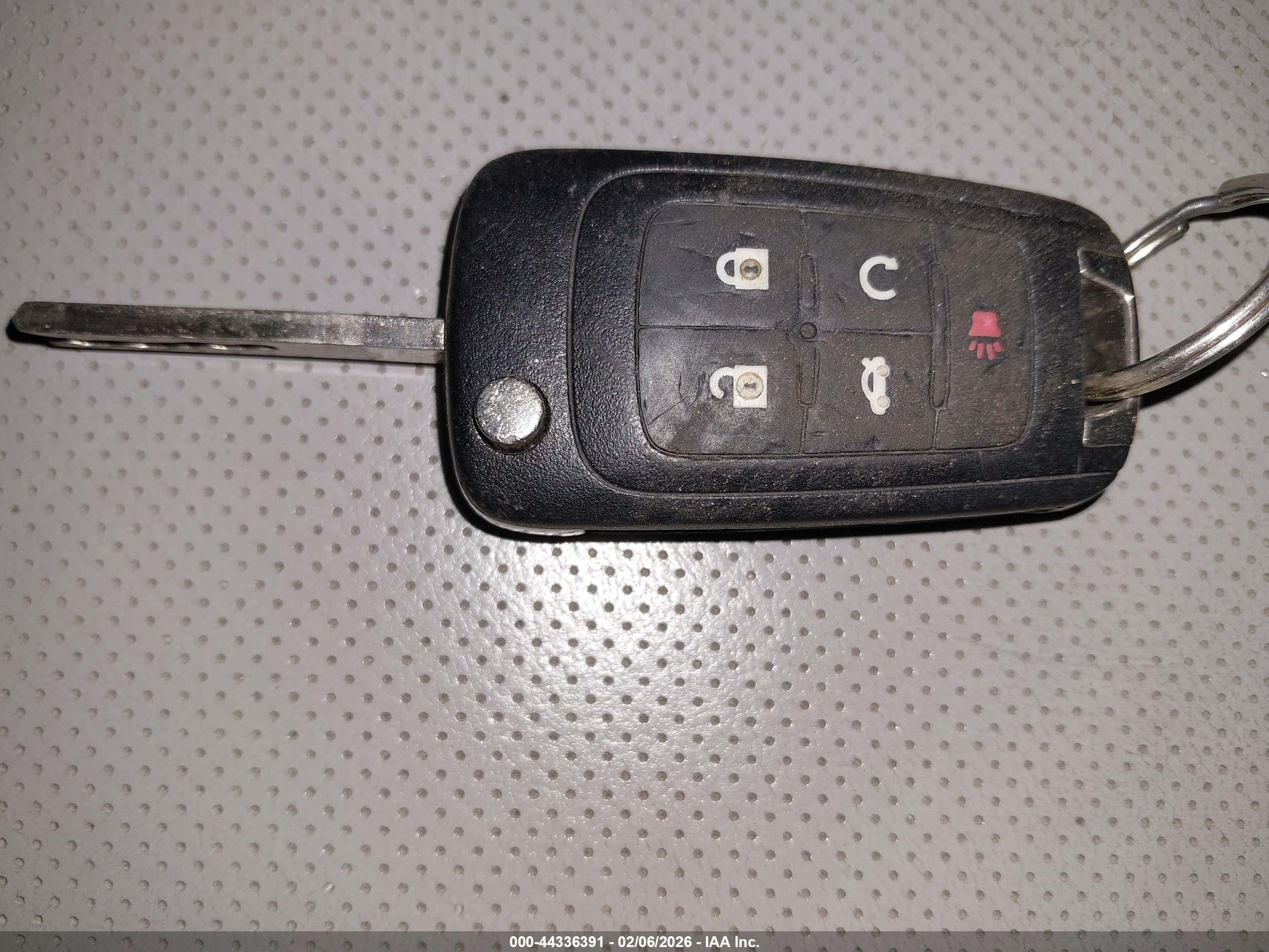 GMC TERRAIN image 11
