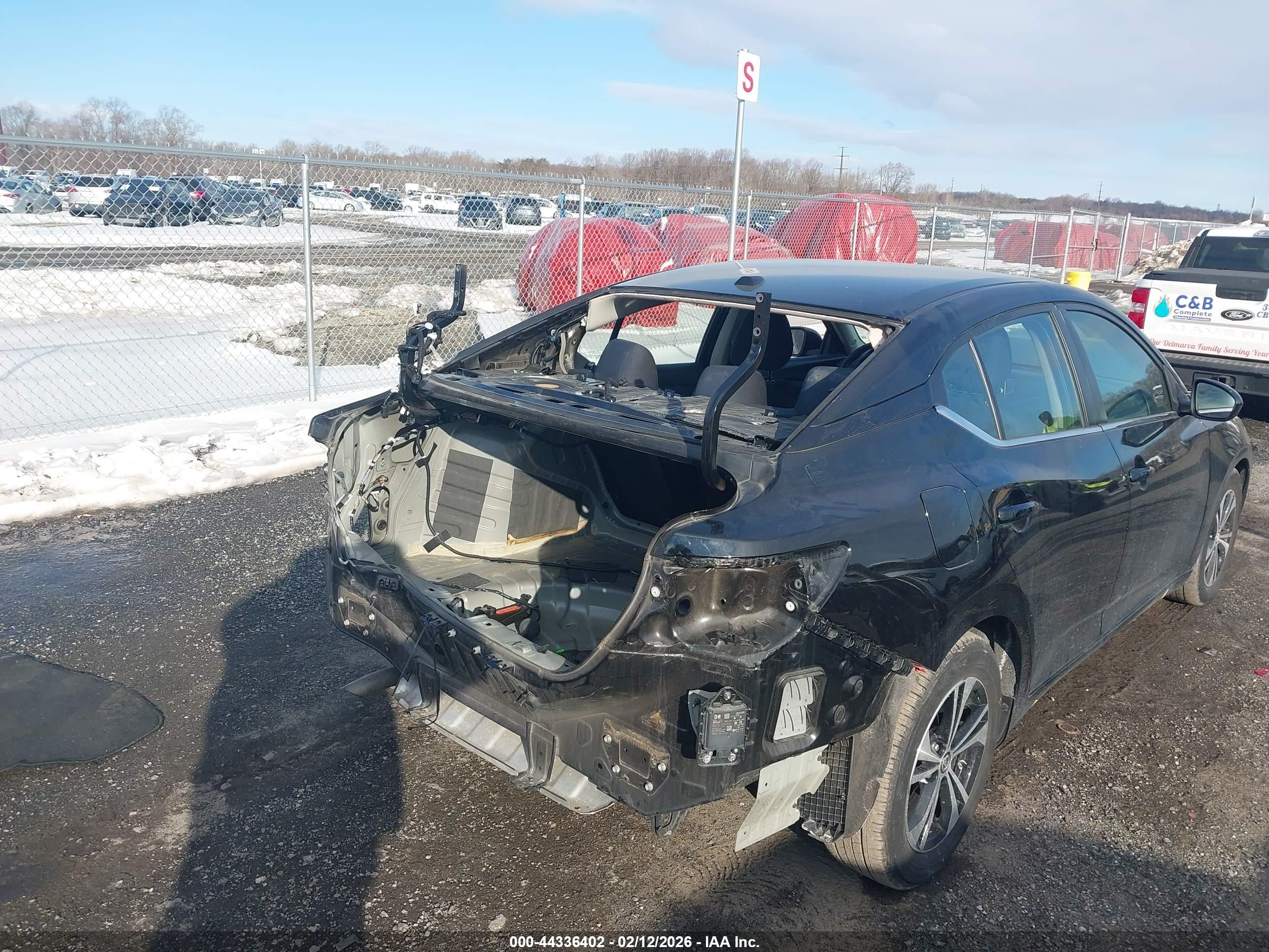 NISSAN SENTRA image 6