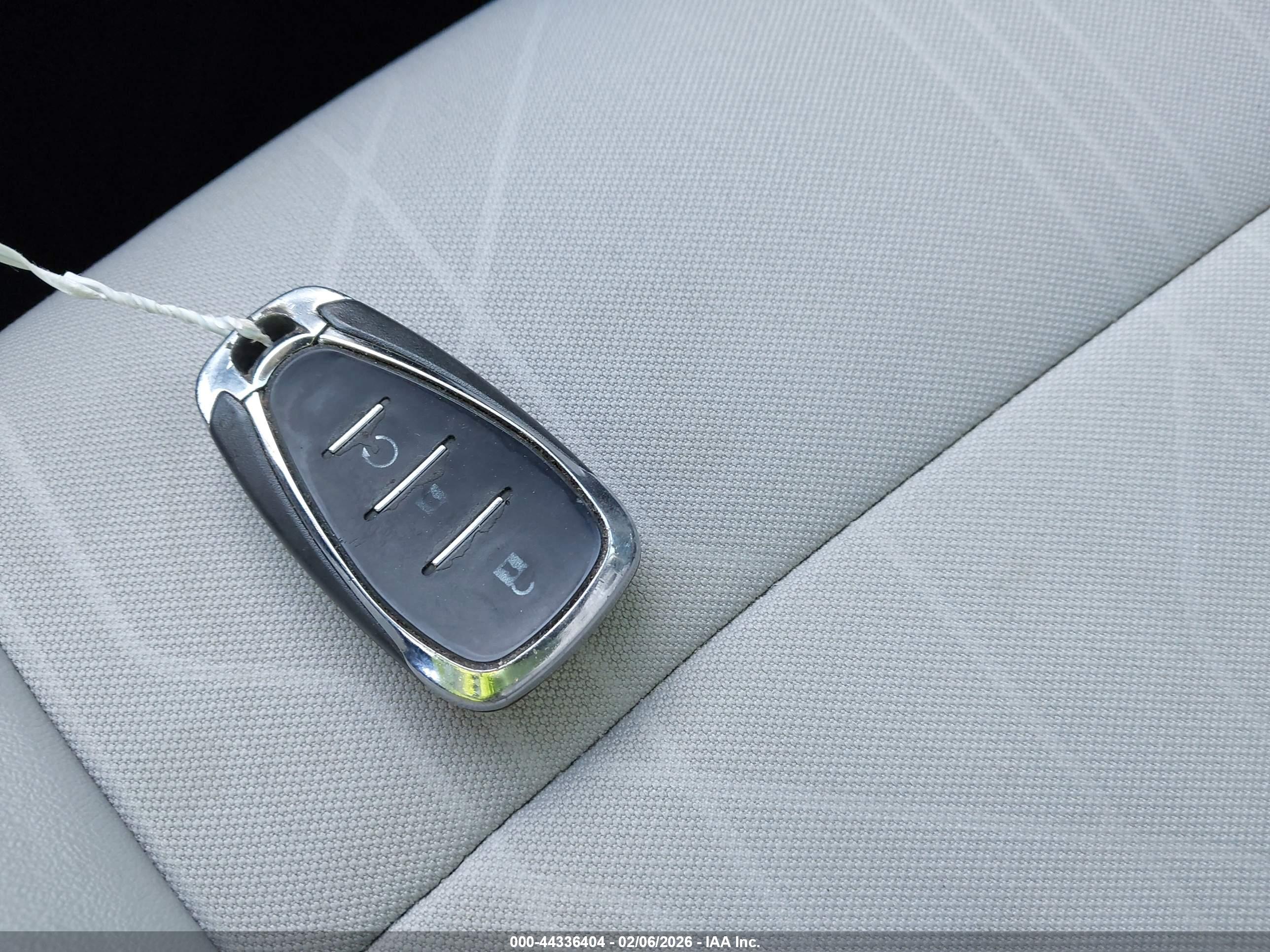 CHEVROLET TRAX image 11