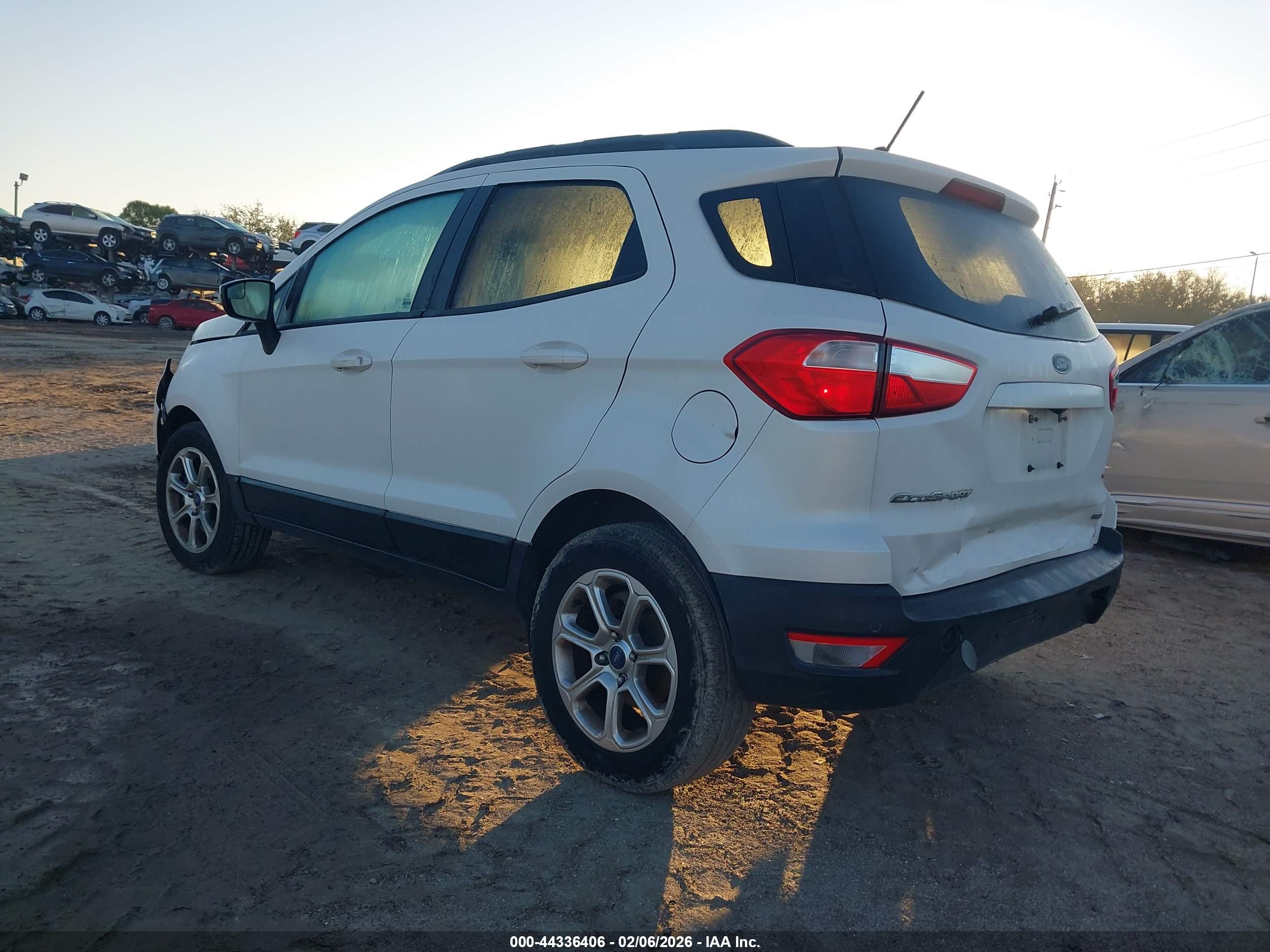 FORD ECOSPORT image 3