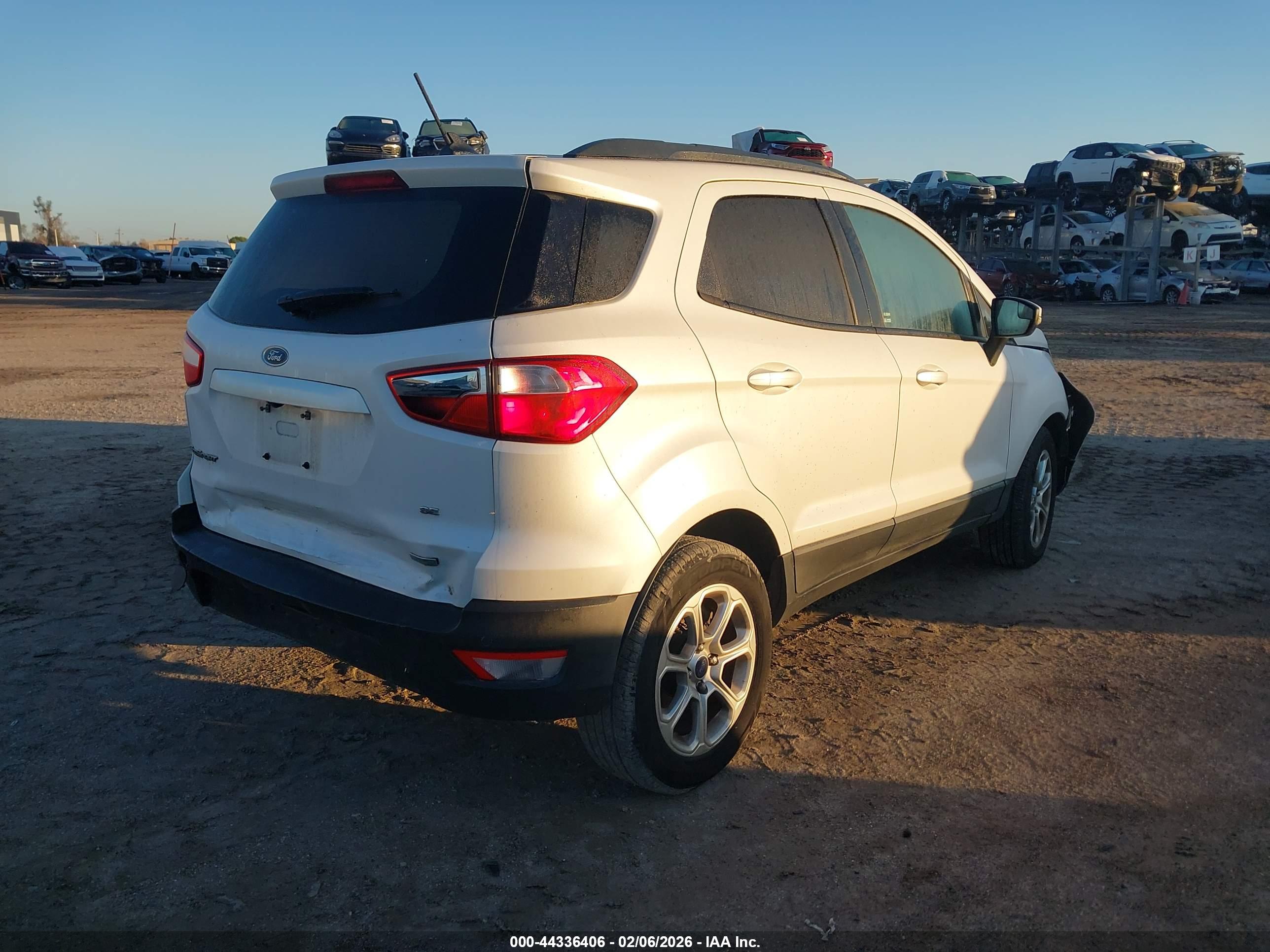 FORD ECOSPORT image 4