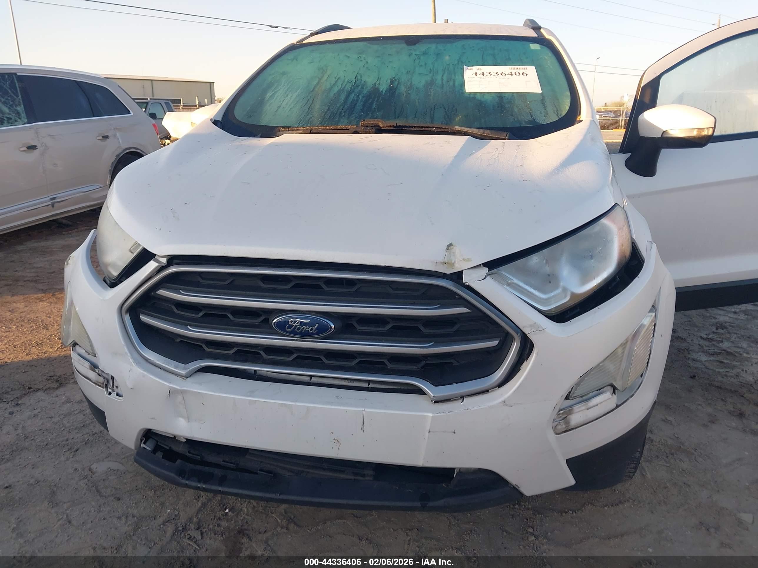 FORD ECOSPORT image 6