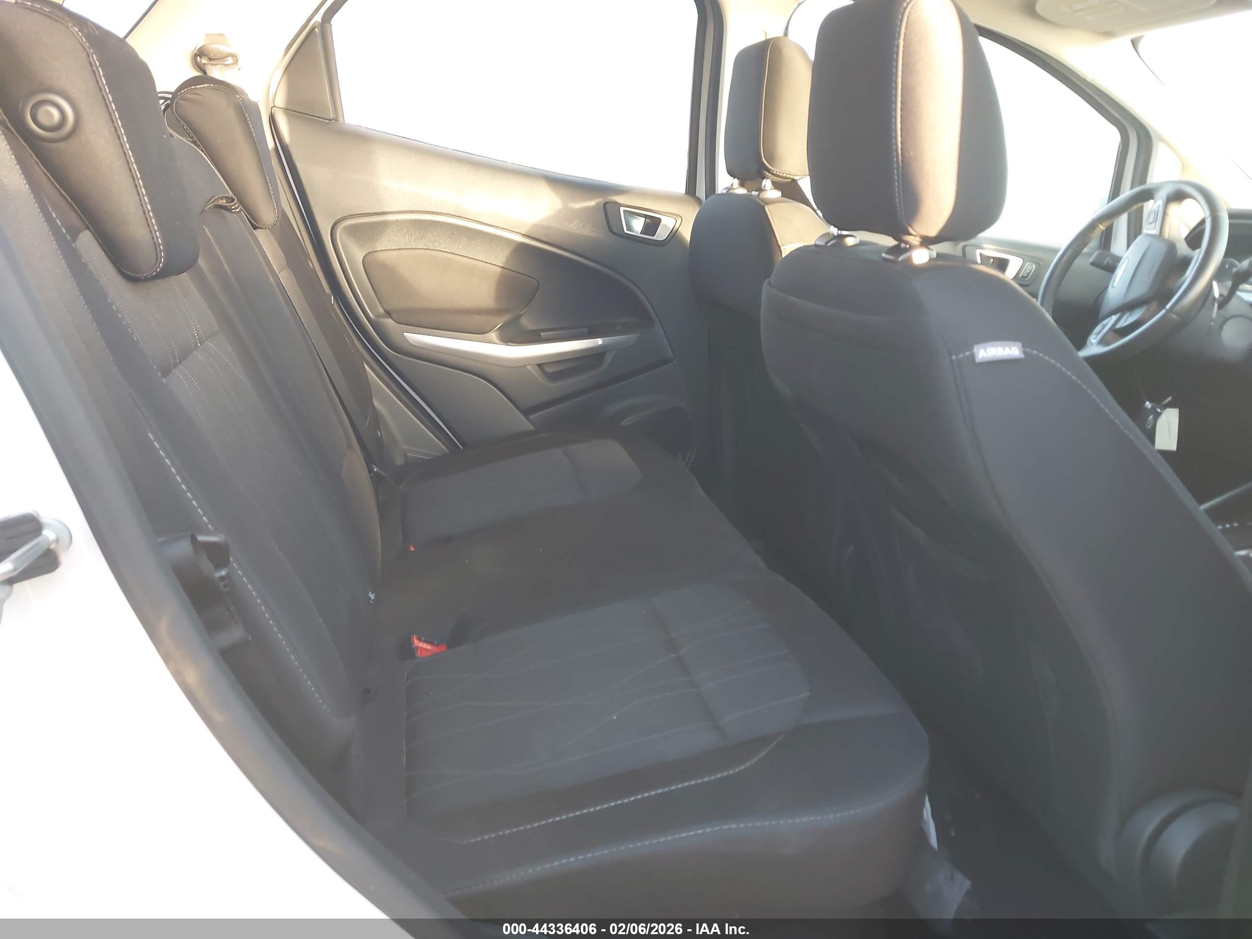 FORD ECOSPORT image 8