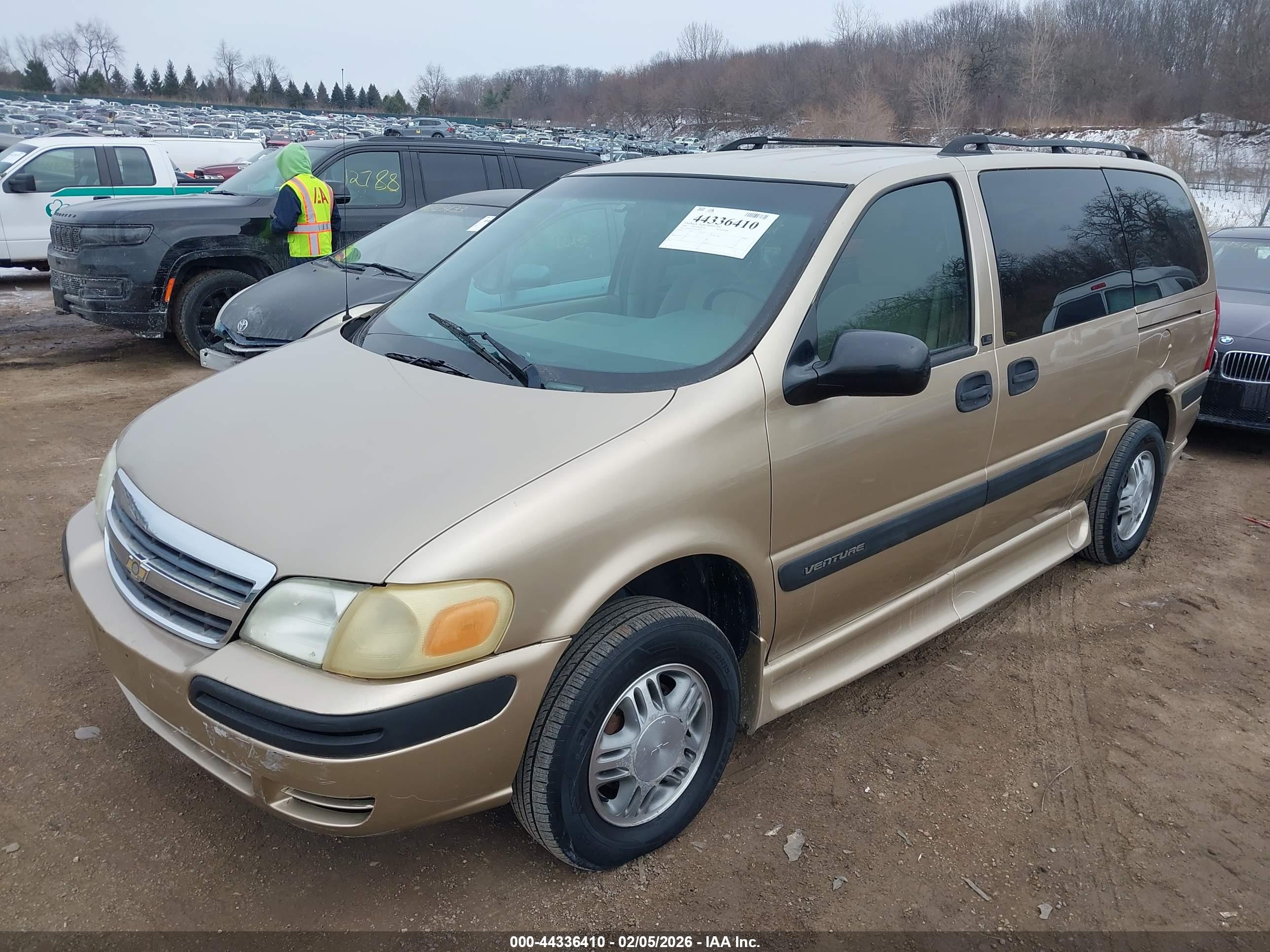 CHEVROLET VENTURE image 2